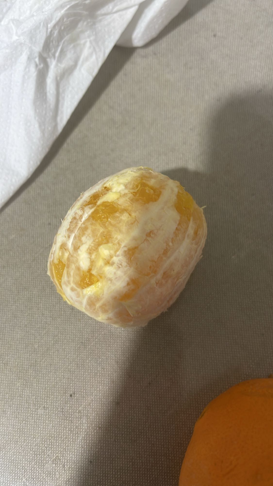 Portocală decojită