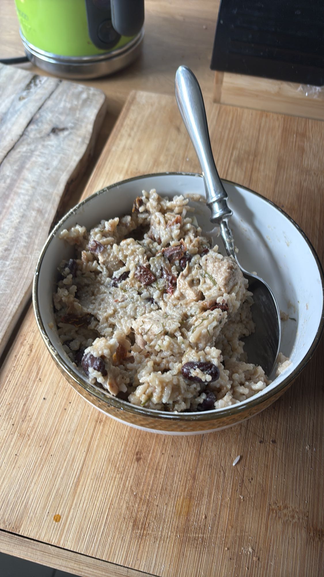 Ryż z kurczakiem i fasolą