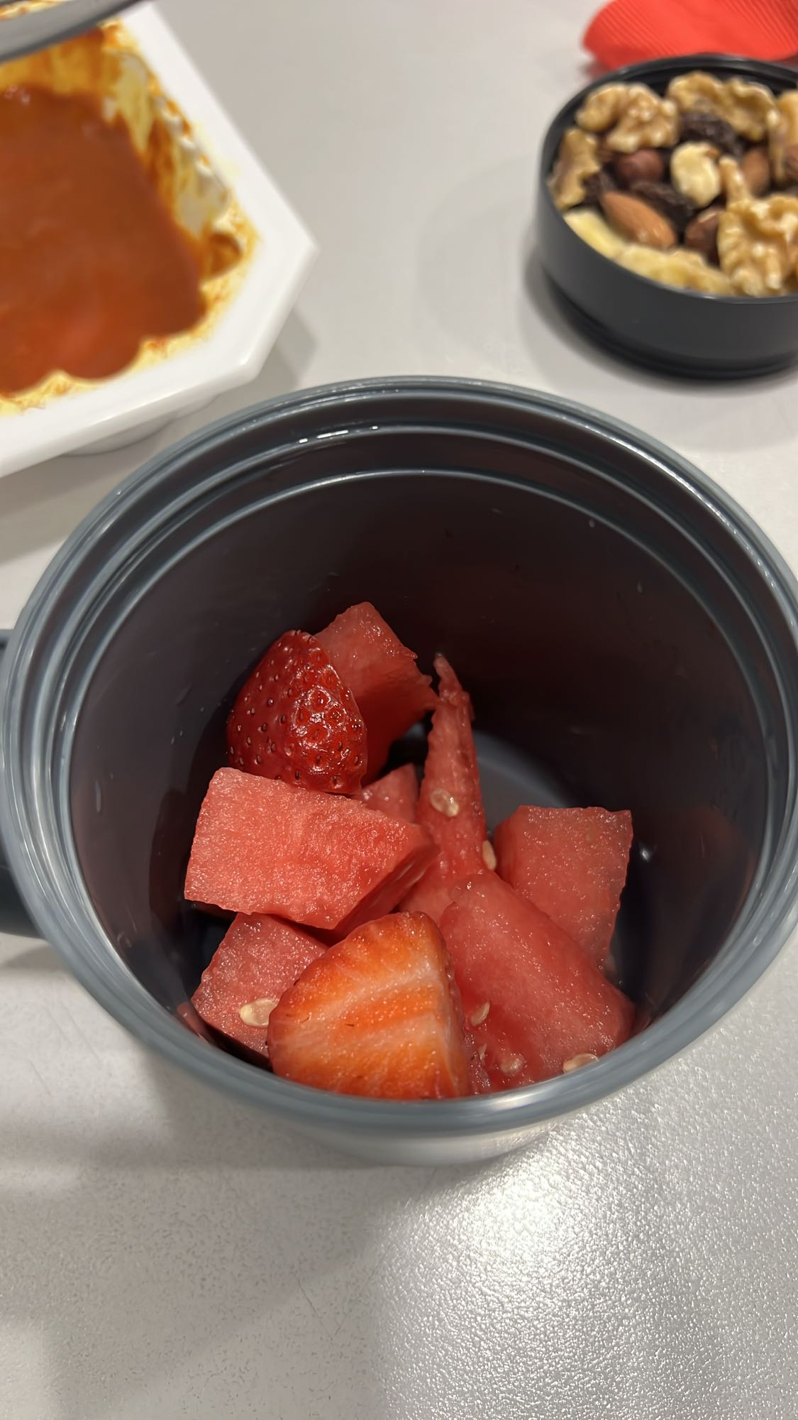 Çilek ve karpuz karışımı