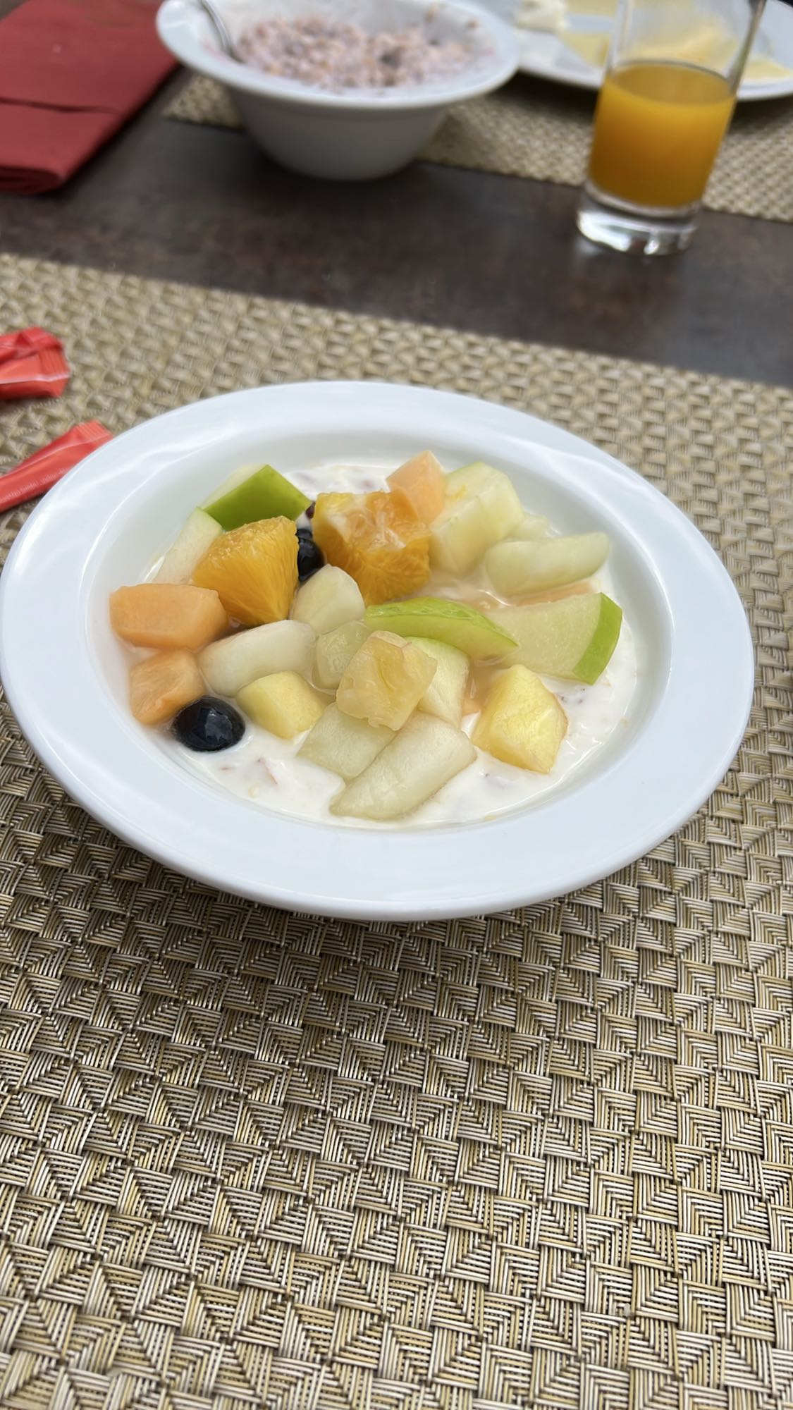 Fruchtsalat mit Joghurt