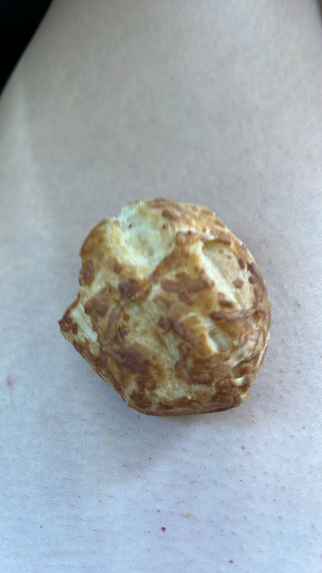 Gogoașă cu brânză