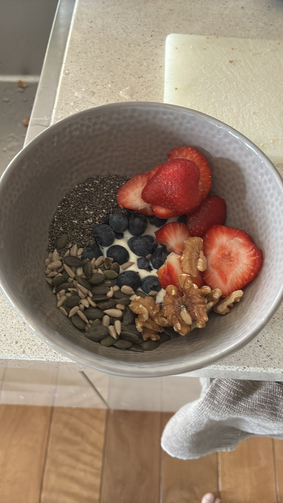 yoghurt met zaden en fruit