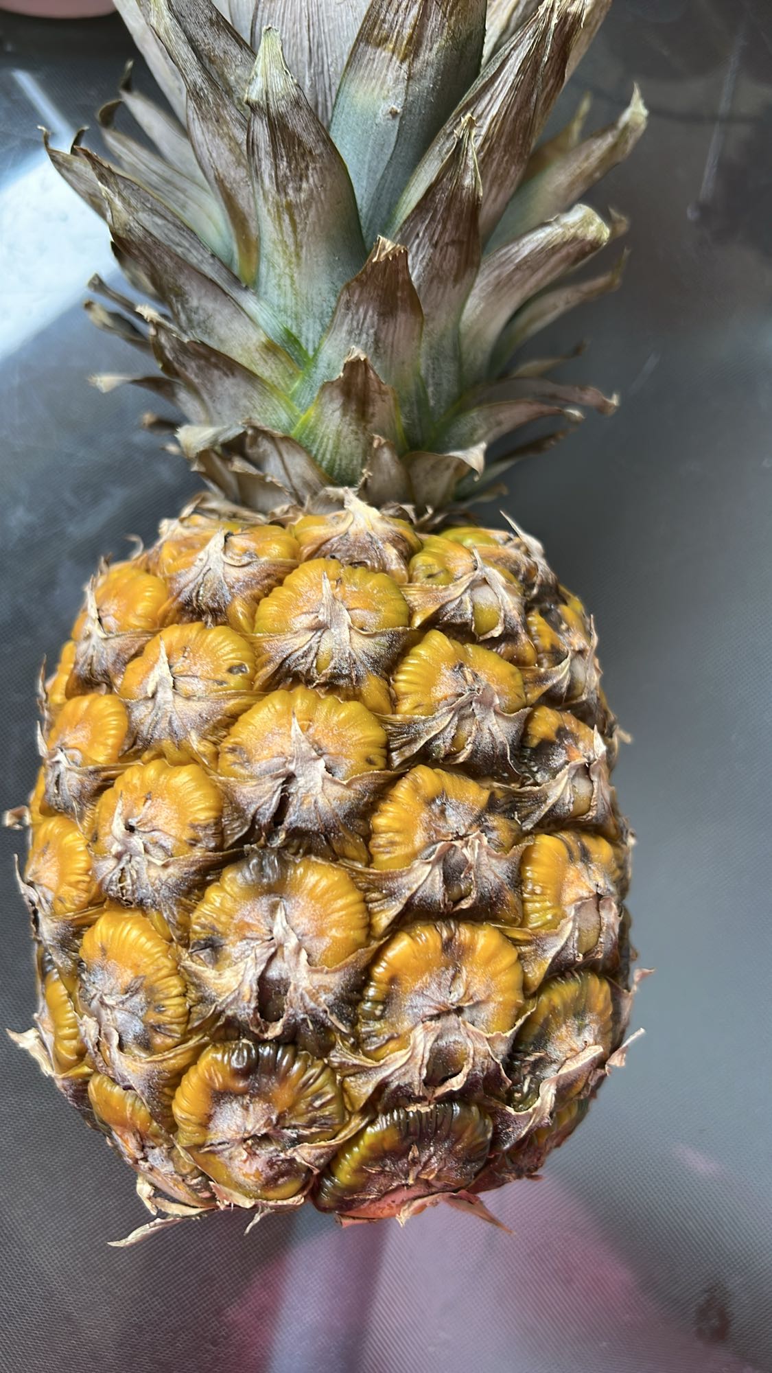 Ananas frais entier