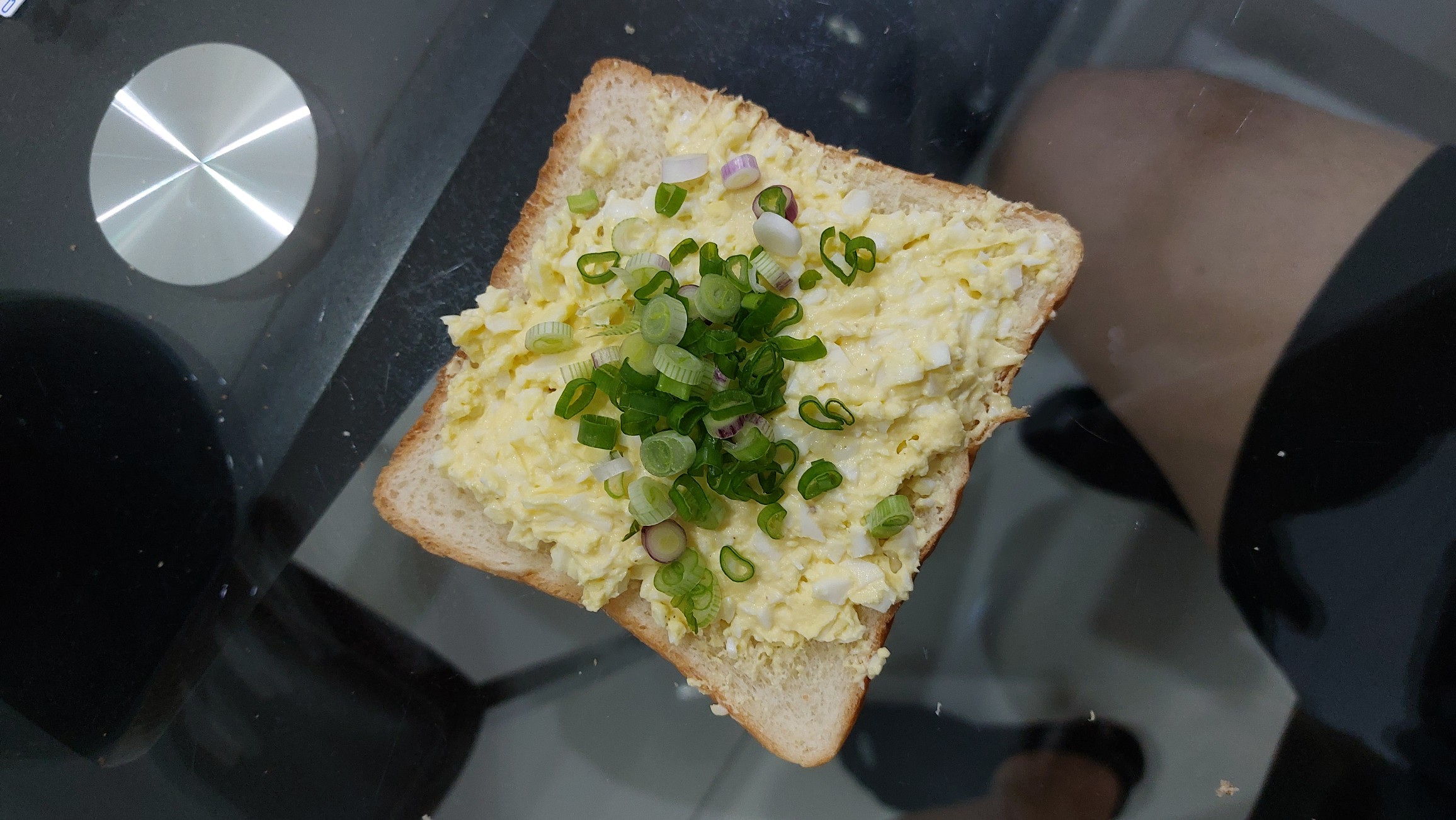 Egg salad toast