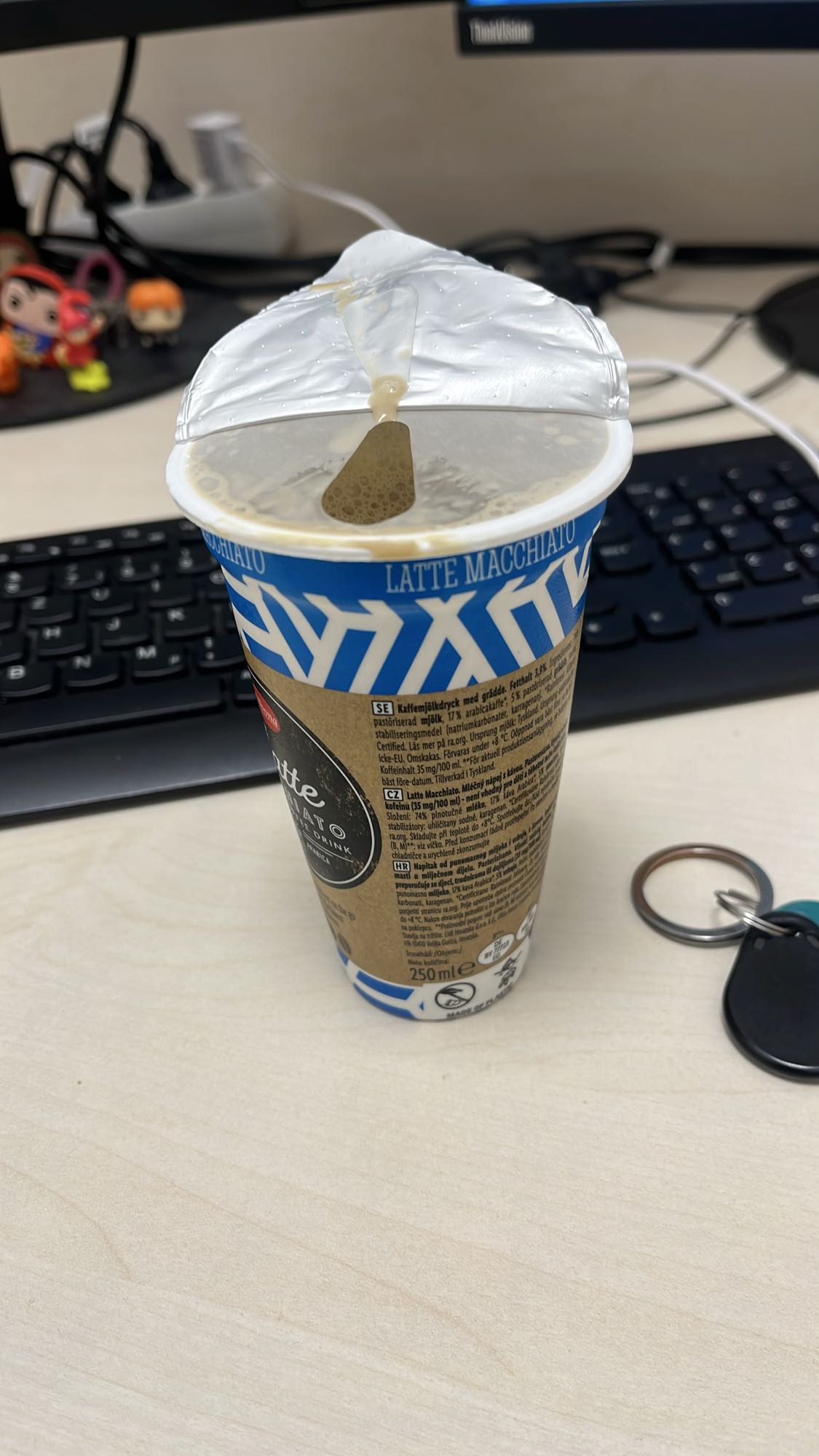 Latte macchiato napitak