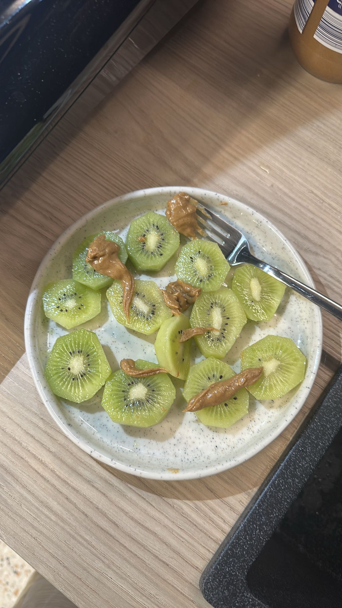 Kiwi cu unt de arahide