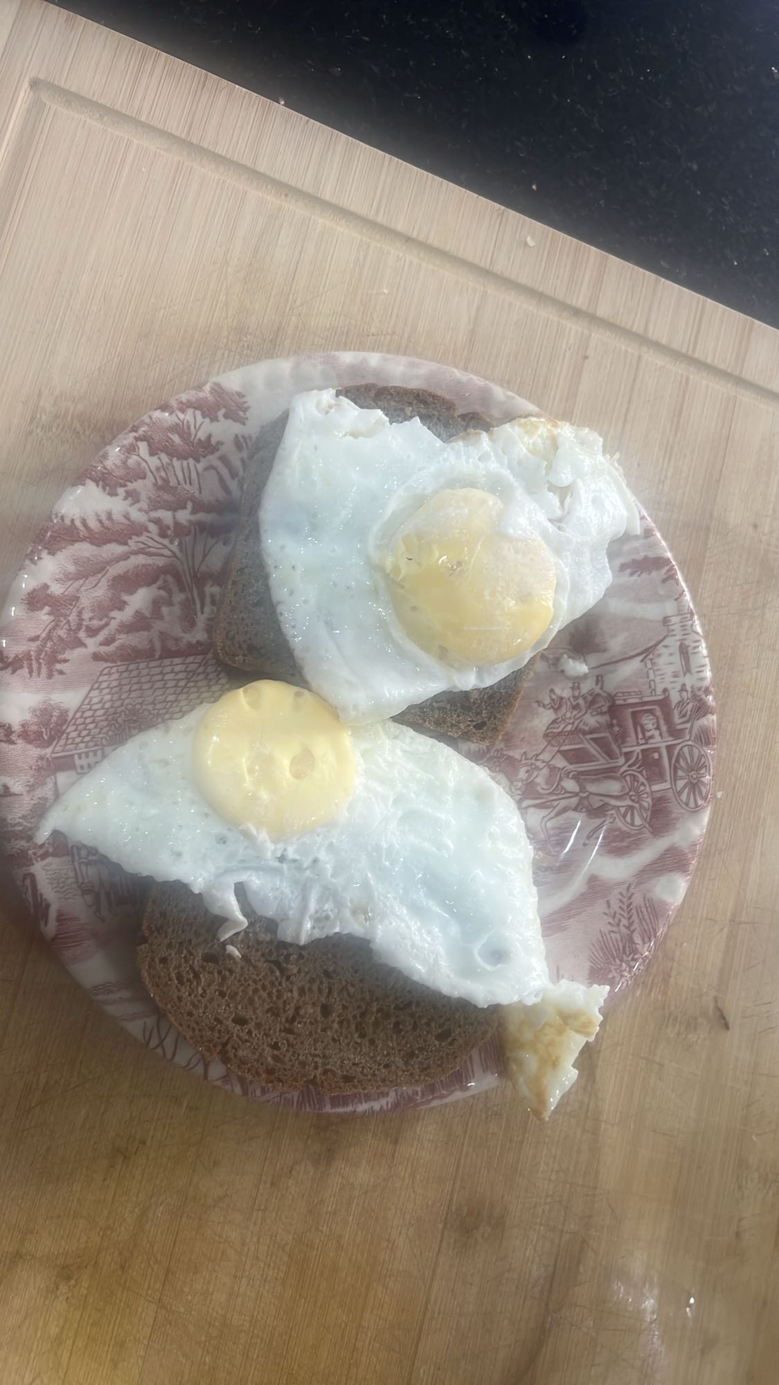 Huevos con pan integral