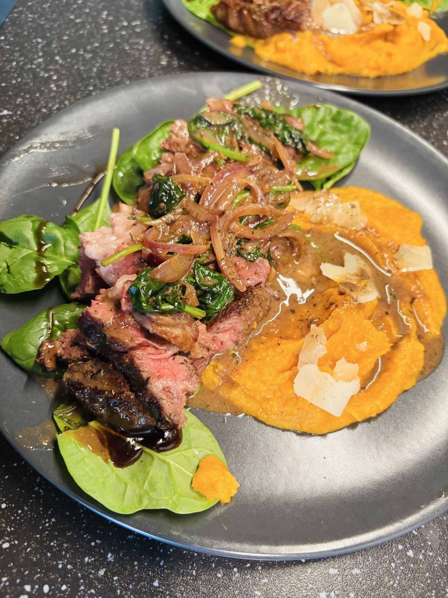 Steak with mash & greens