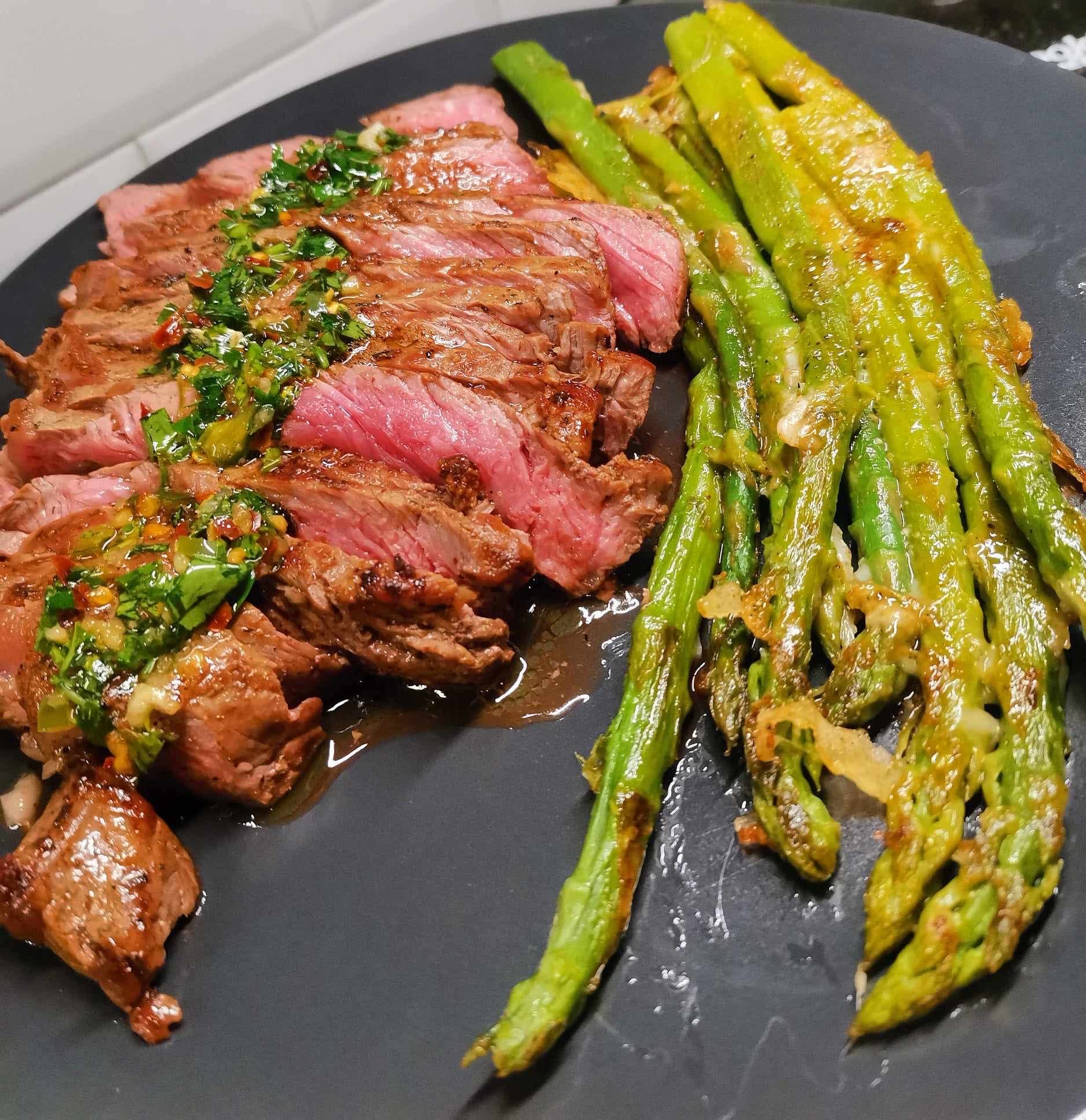 Steak with Asparagus