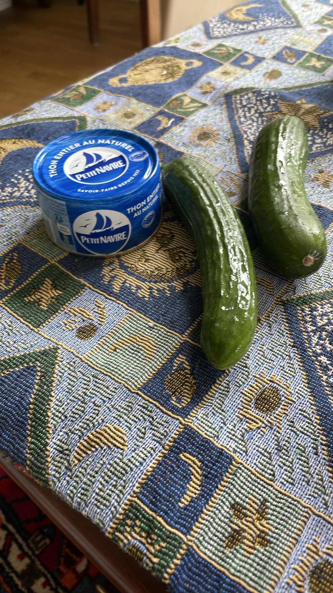 Tuna and cucumber plate