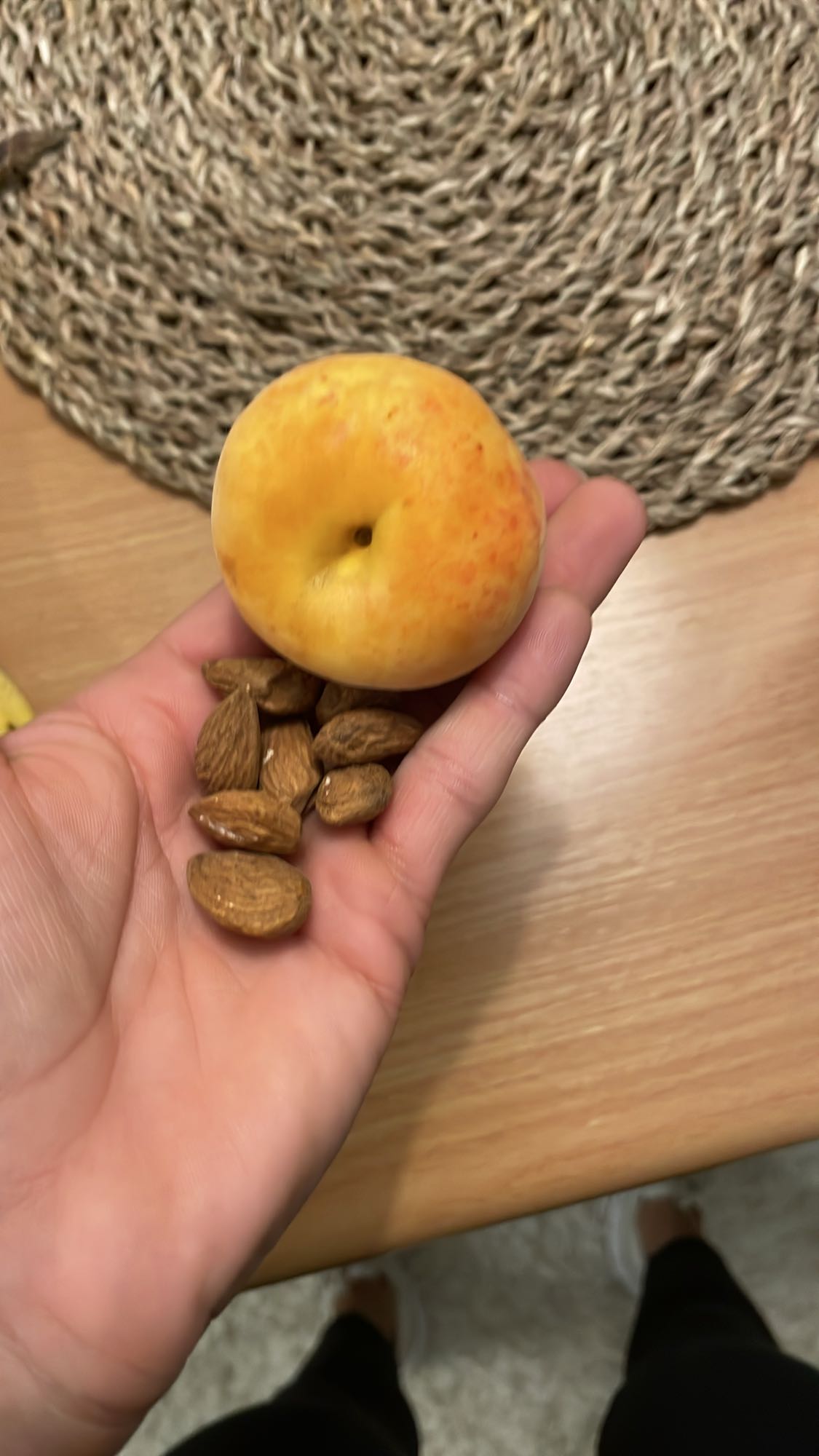 Peach and Almond Snack