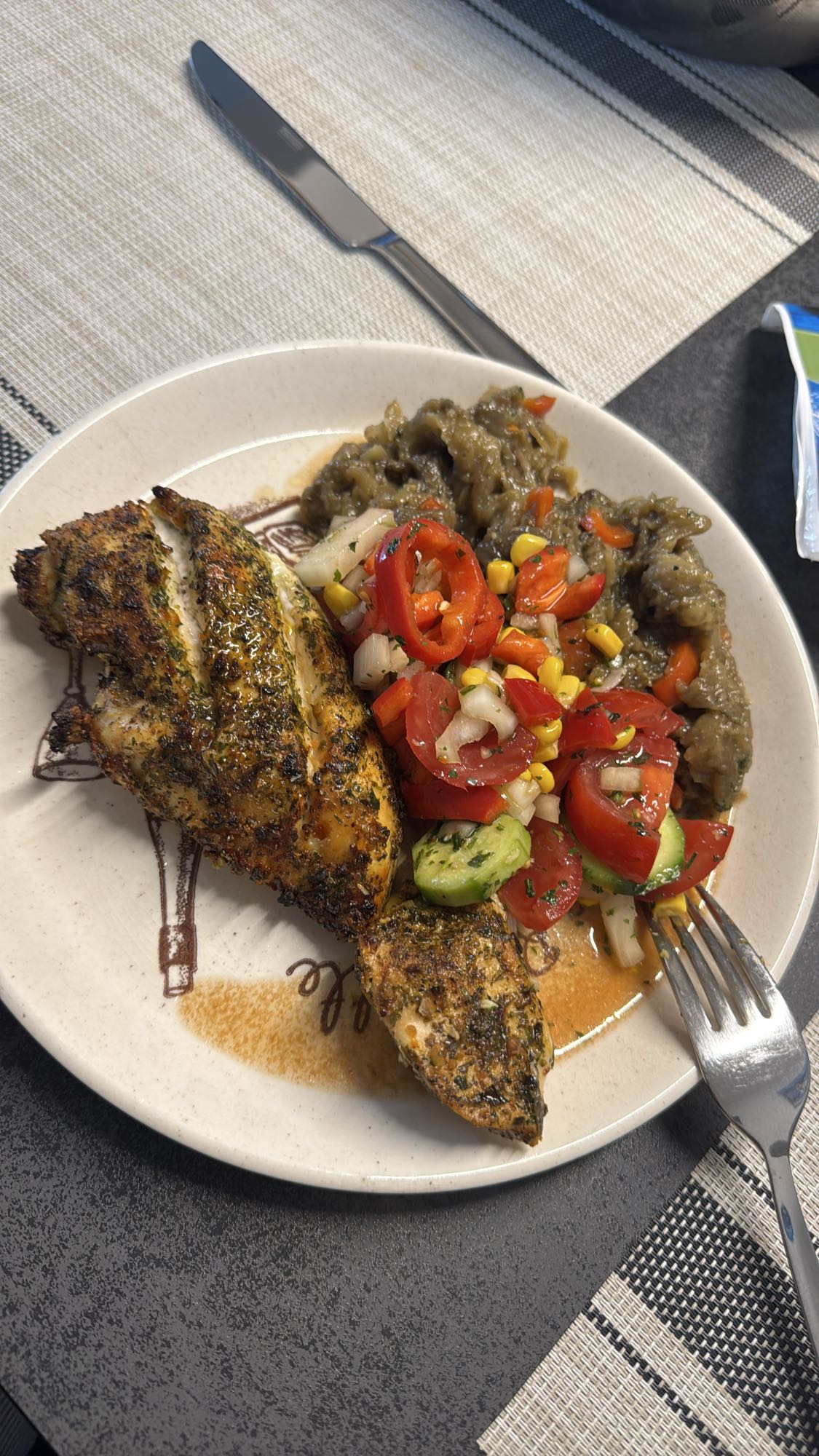 Gegrillte Hähnchenplatte