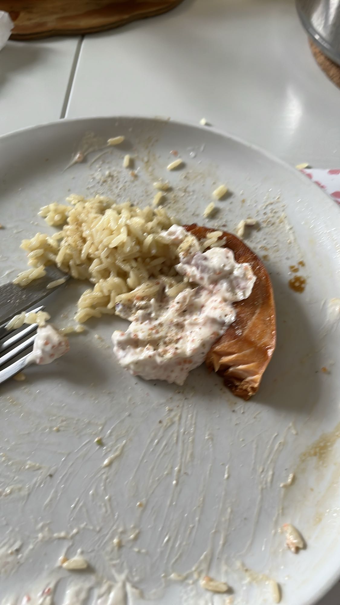 Lax med ris och romsås