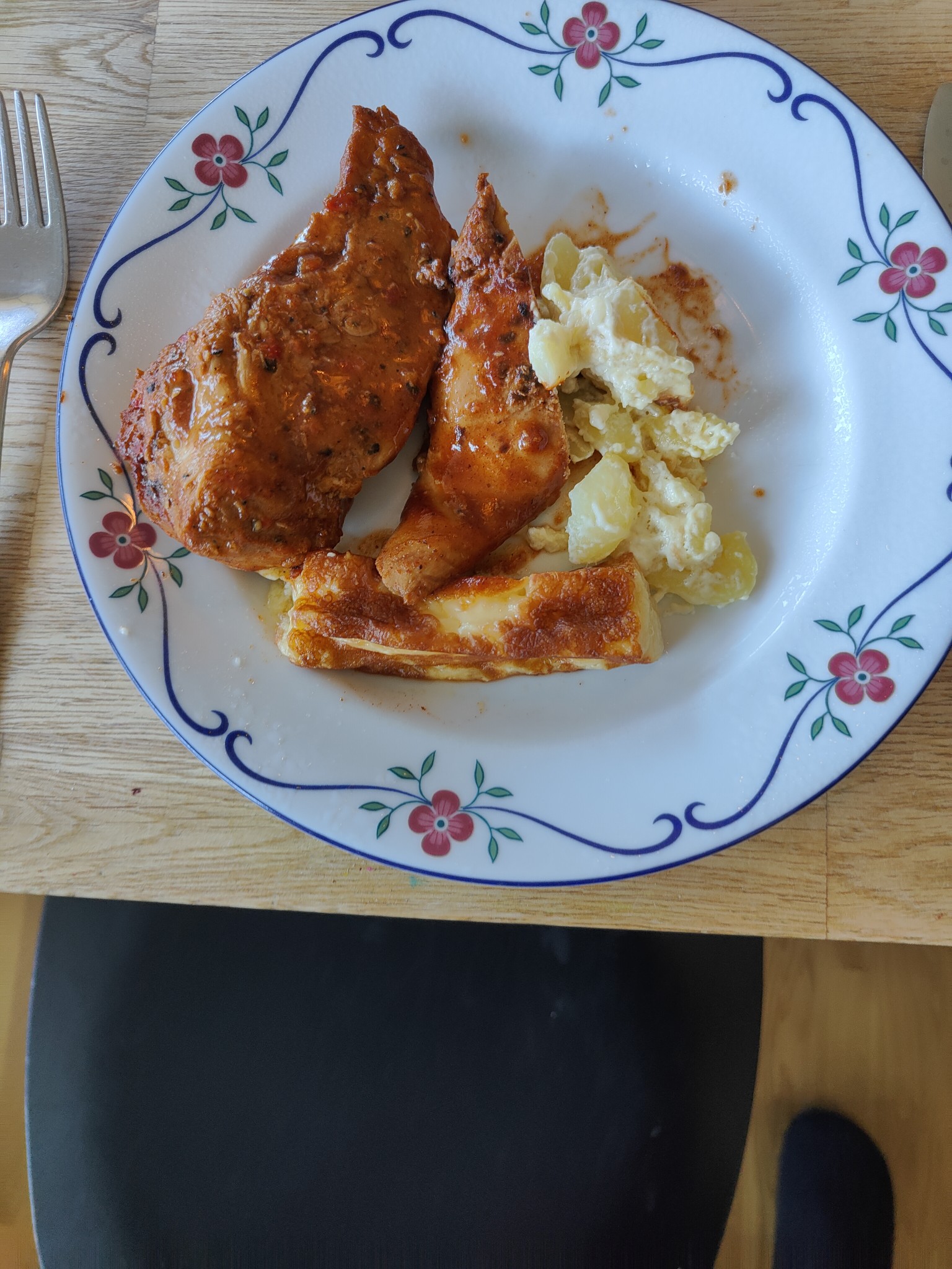 Chicken with potato gratin