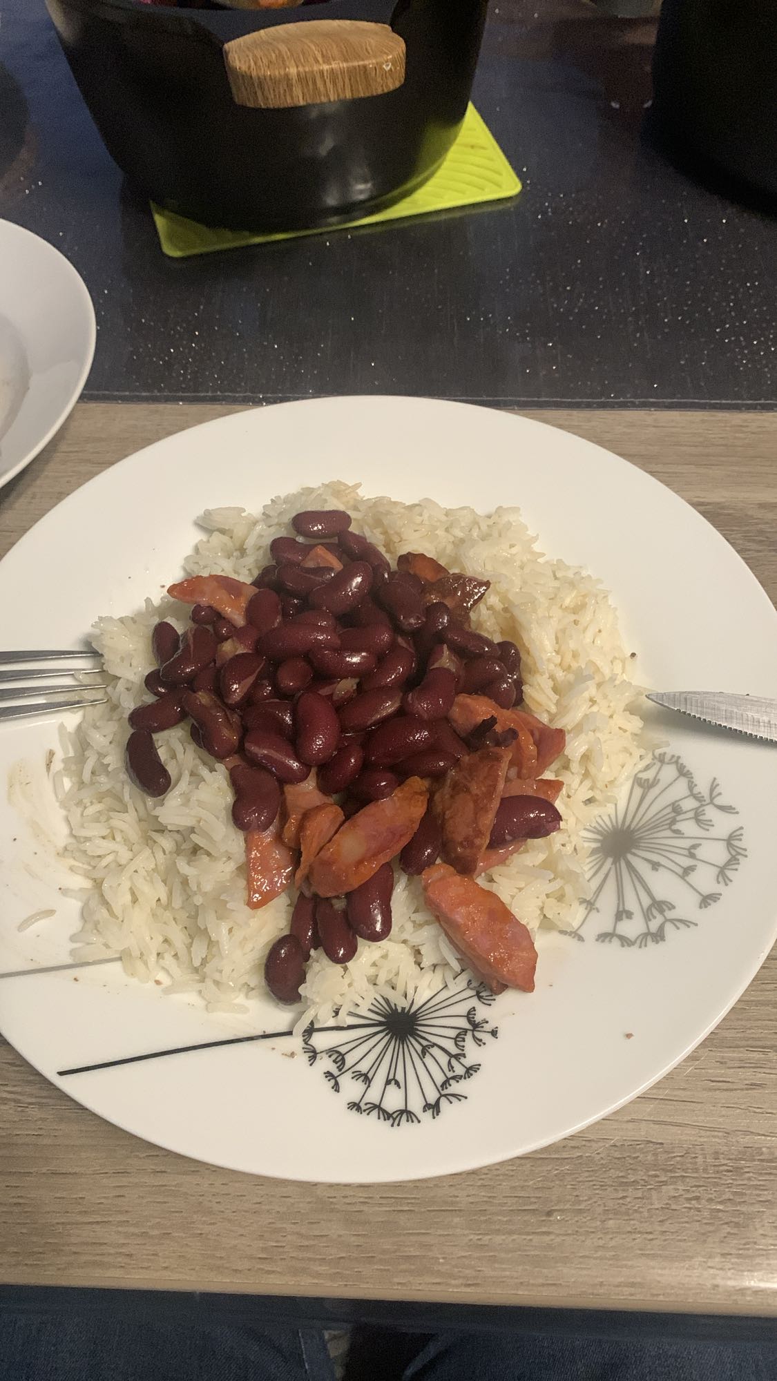 Riz, haricots rouges, saucisse