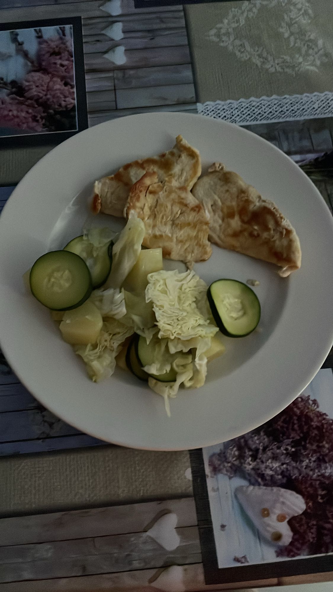 Pollo con verduras cocidas