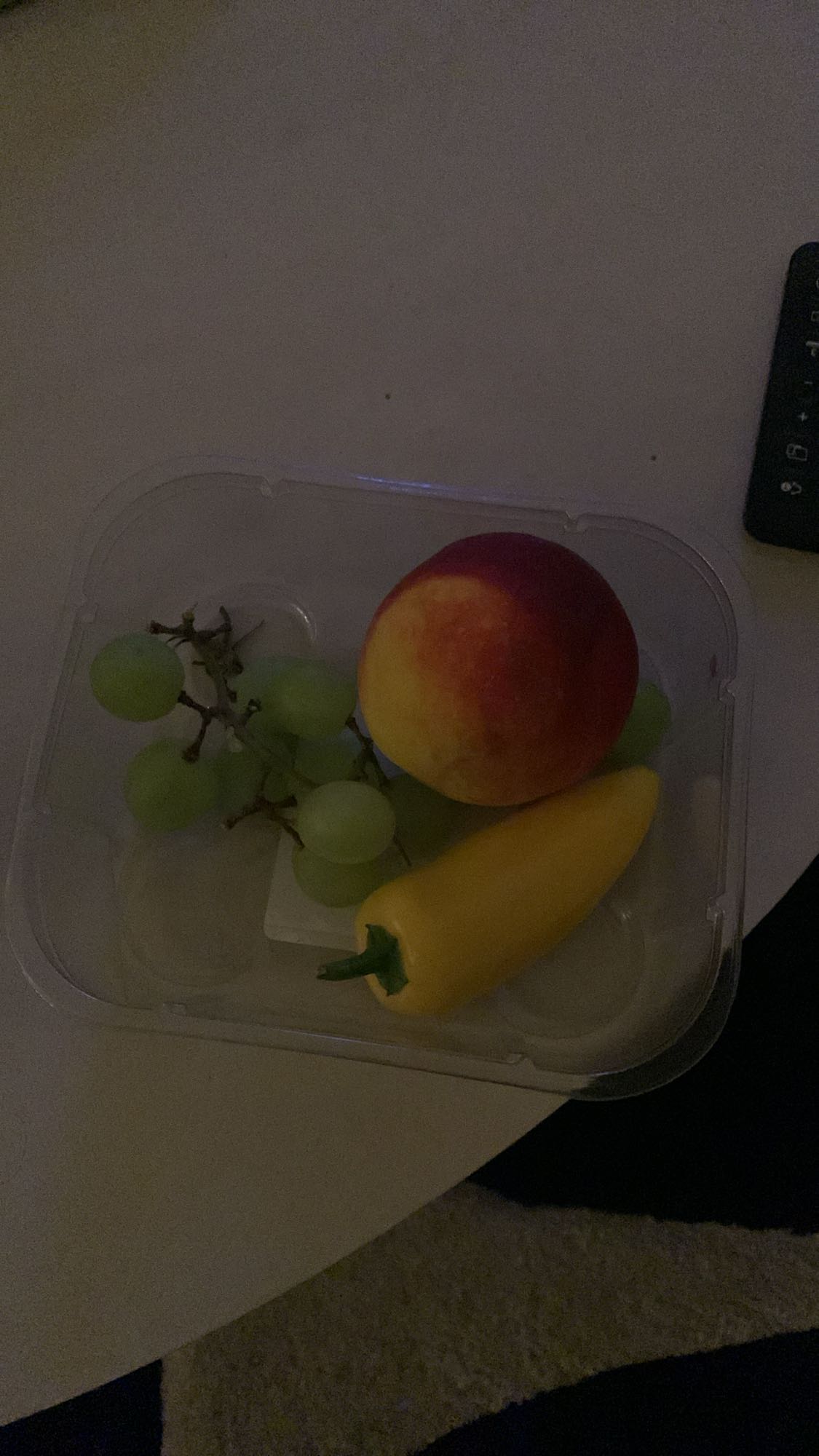 fruit en paprika snack