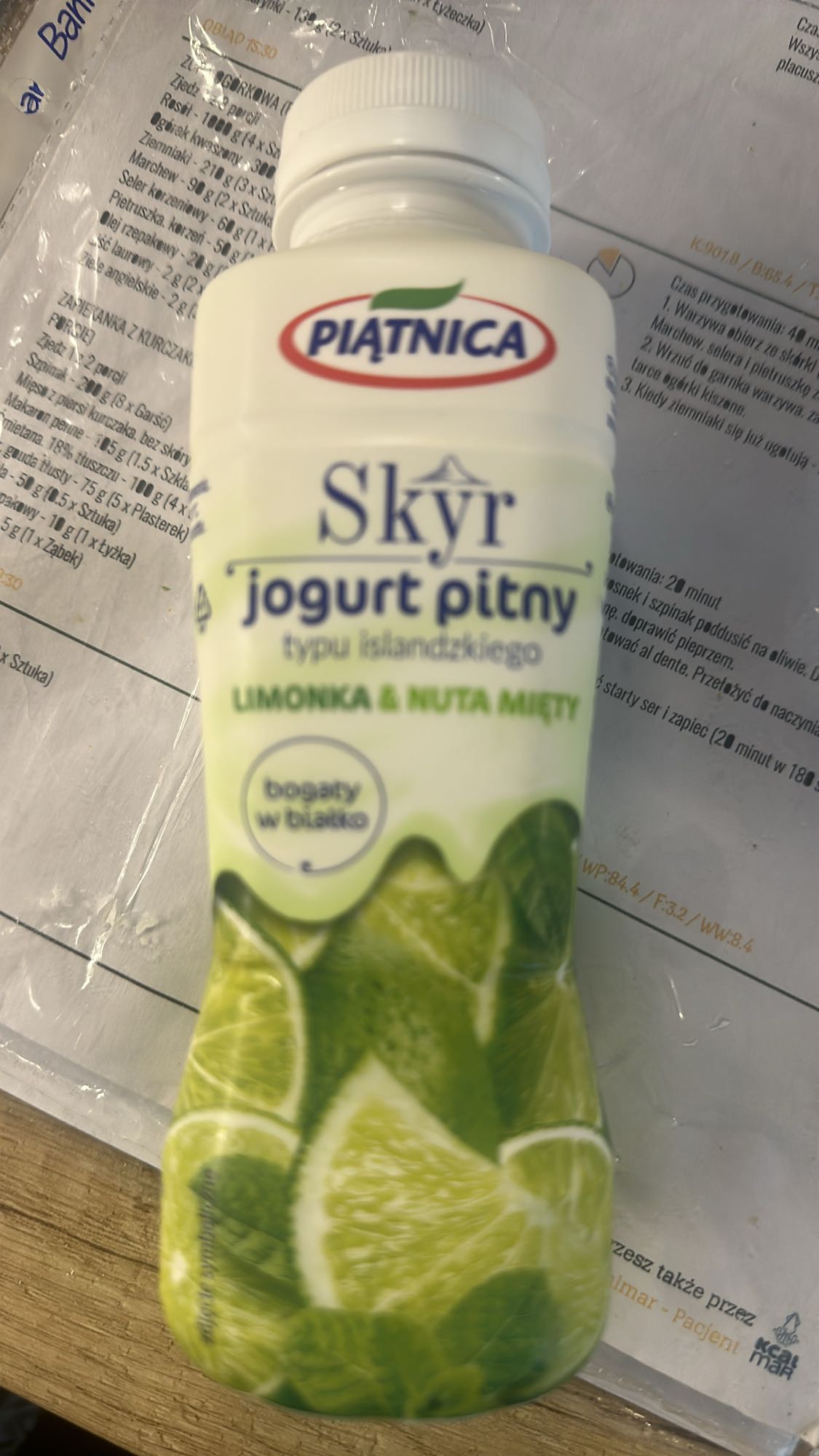 Skyr limonka mięta
