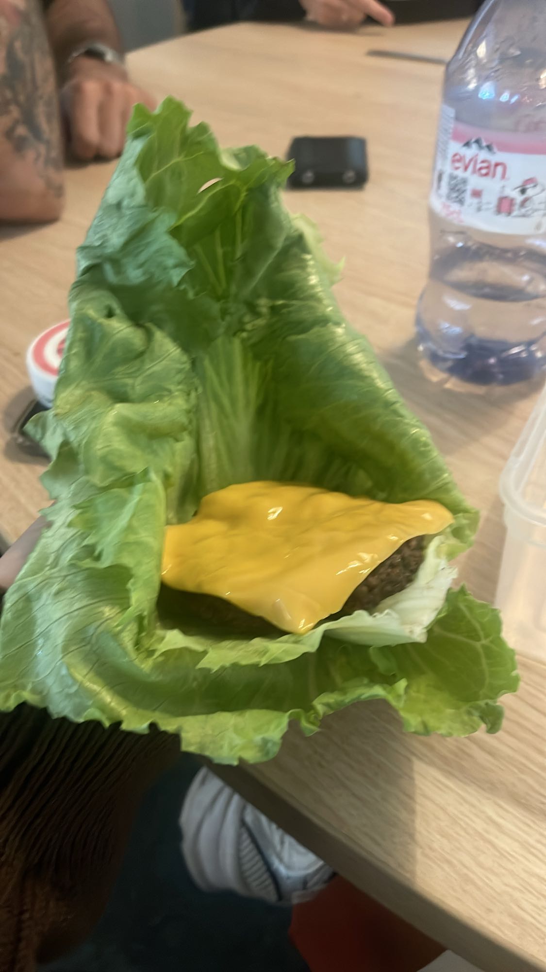 LCHF burgare med sallad