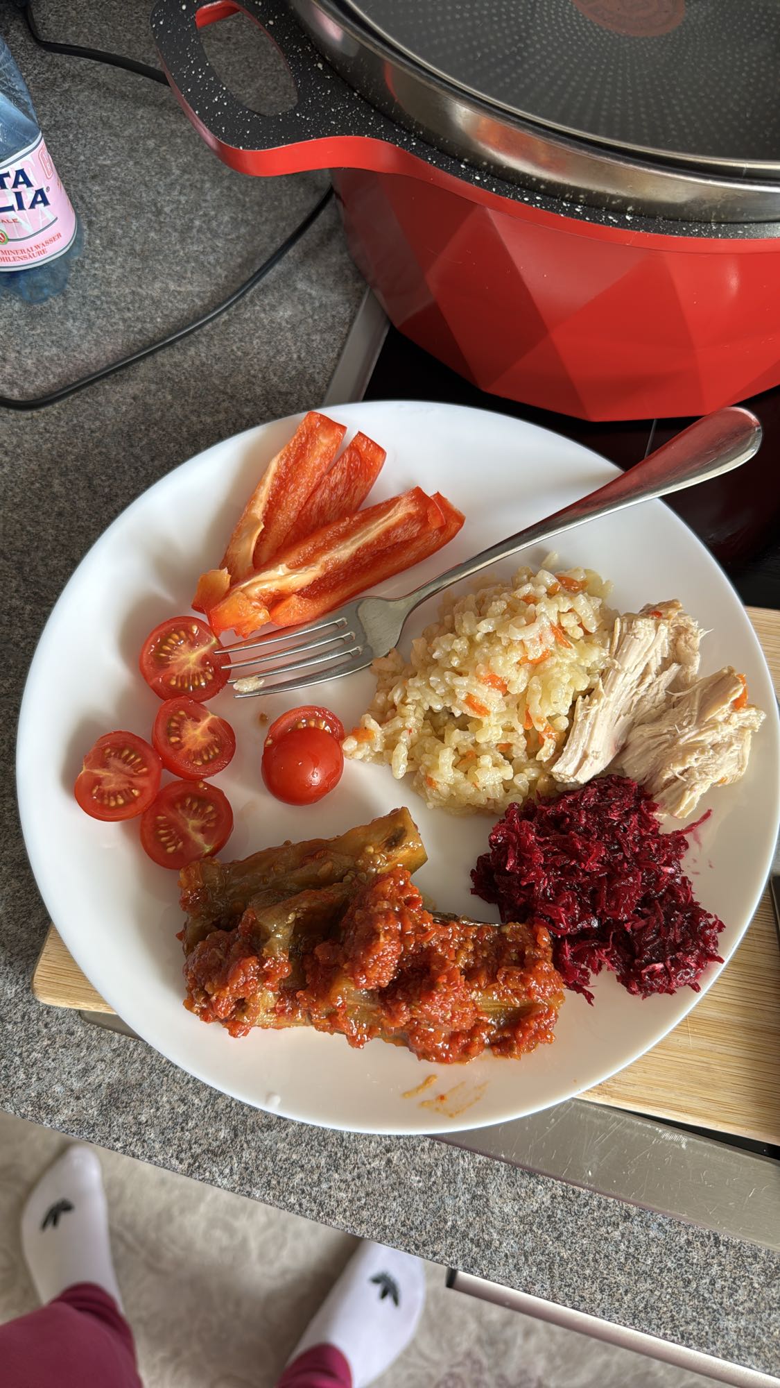 Овощи, курица и рис