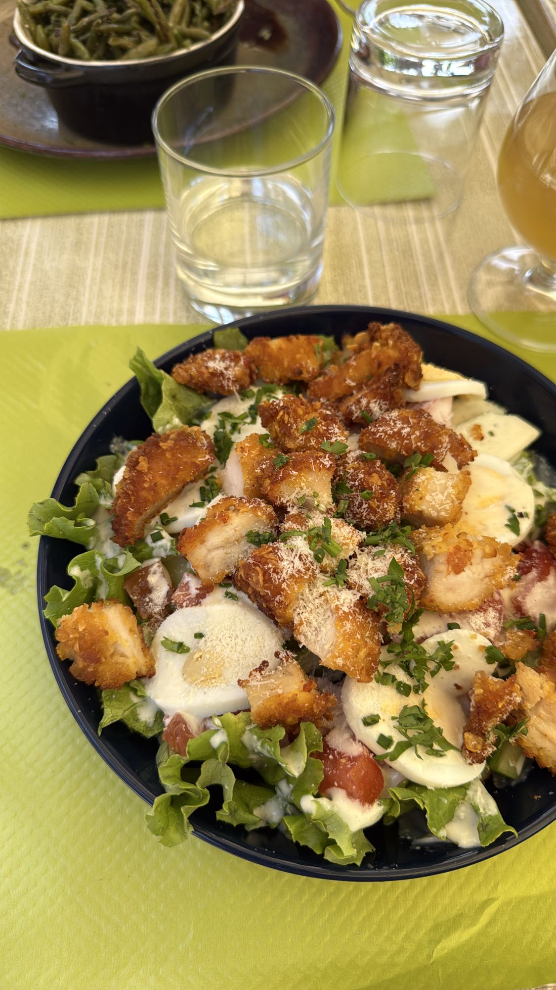 Salade croustillante au poulet
