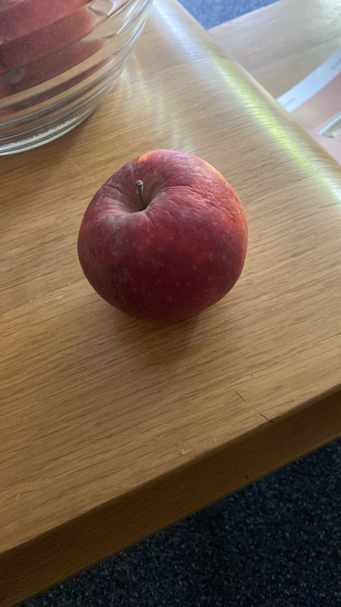 Rött äpple