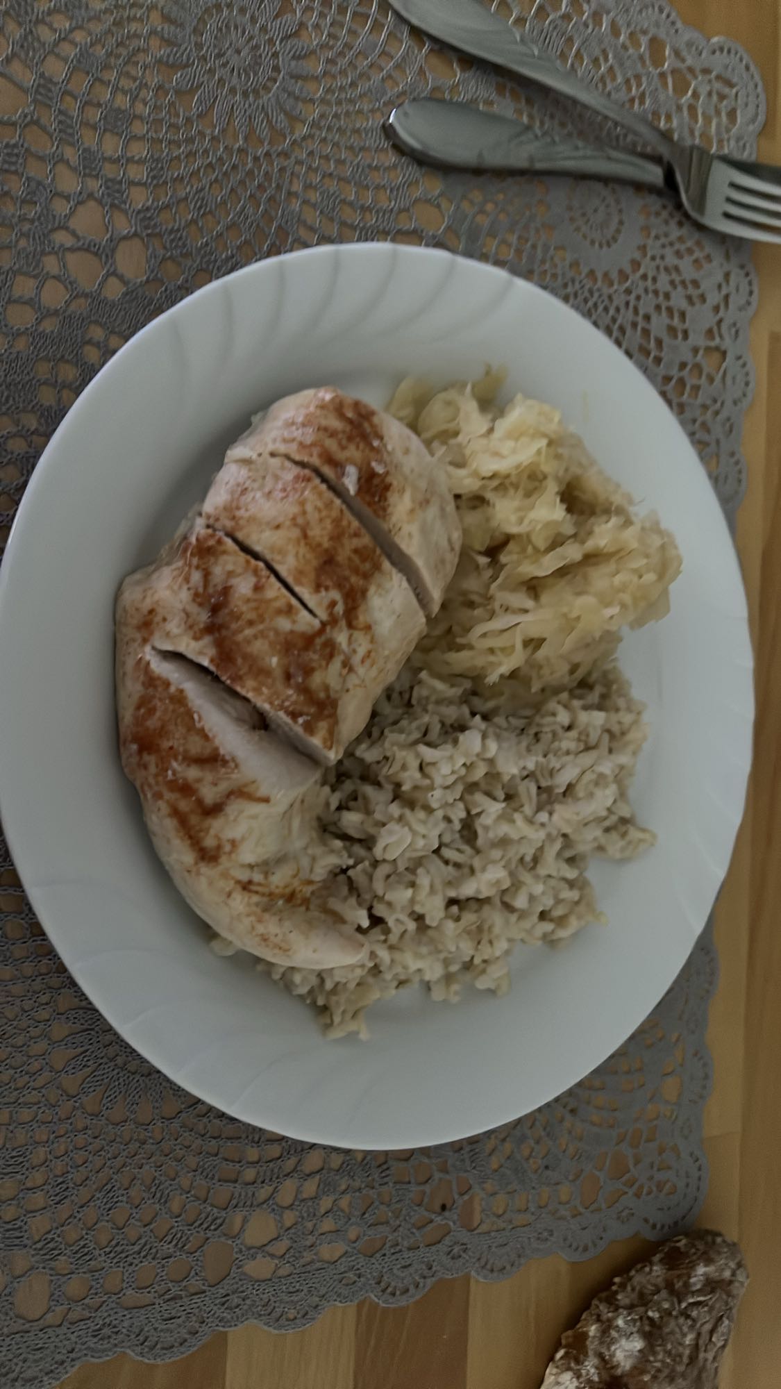 Hähnchen mit Reis & Kraut