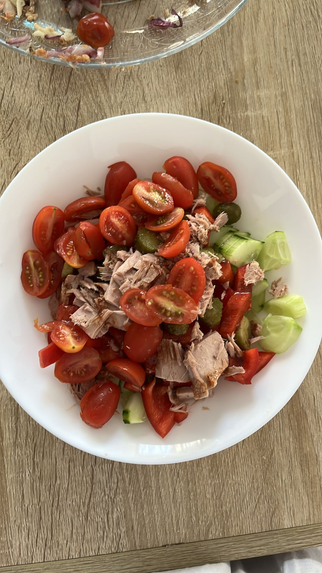 Salade thon légumes frais