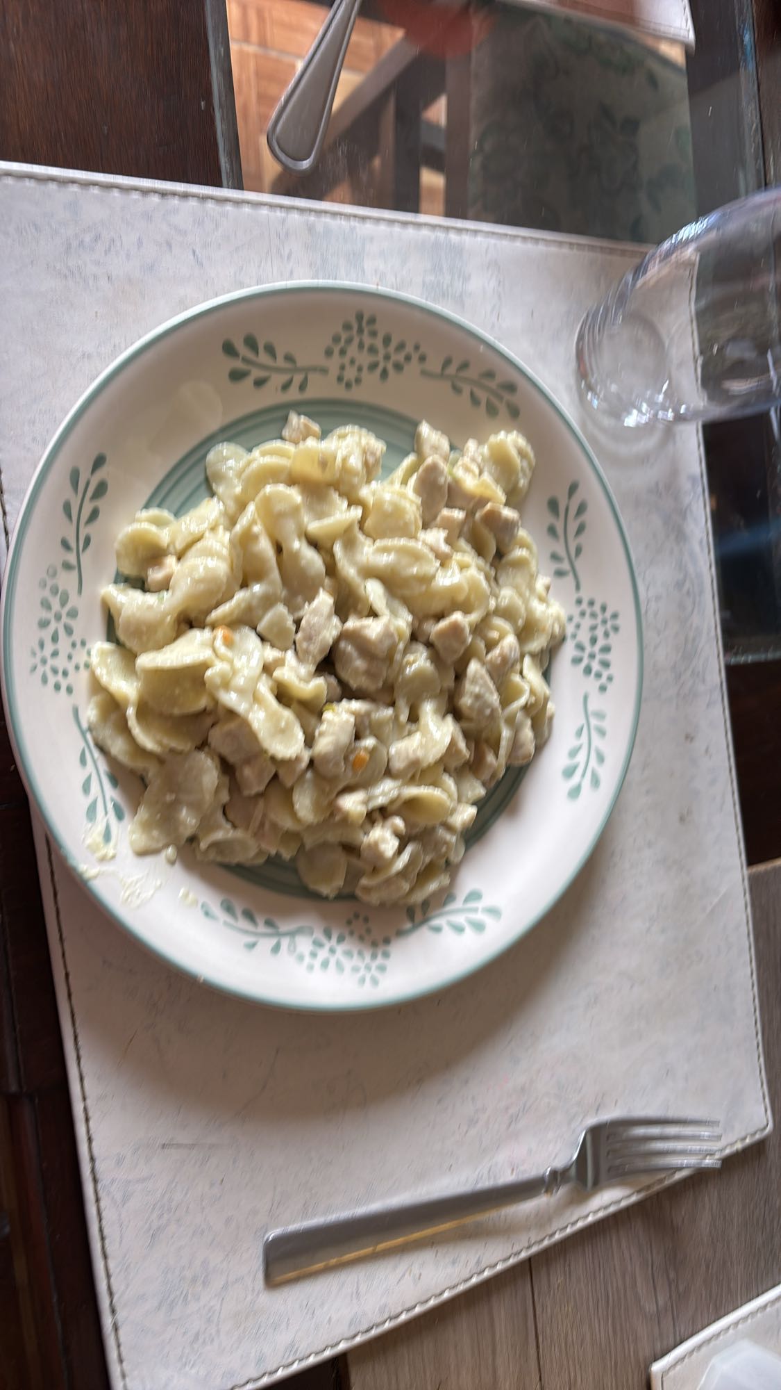 pasta con pollo y crema