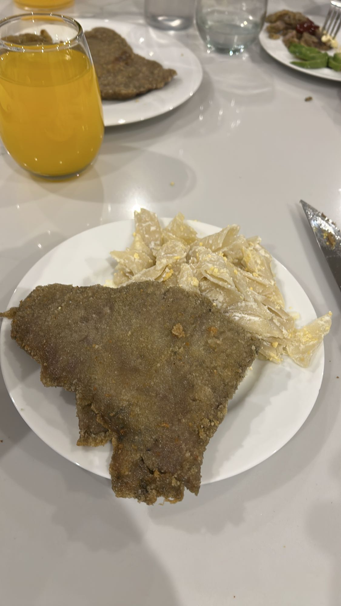 Milanesa con pasta