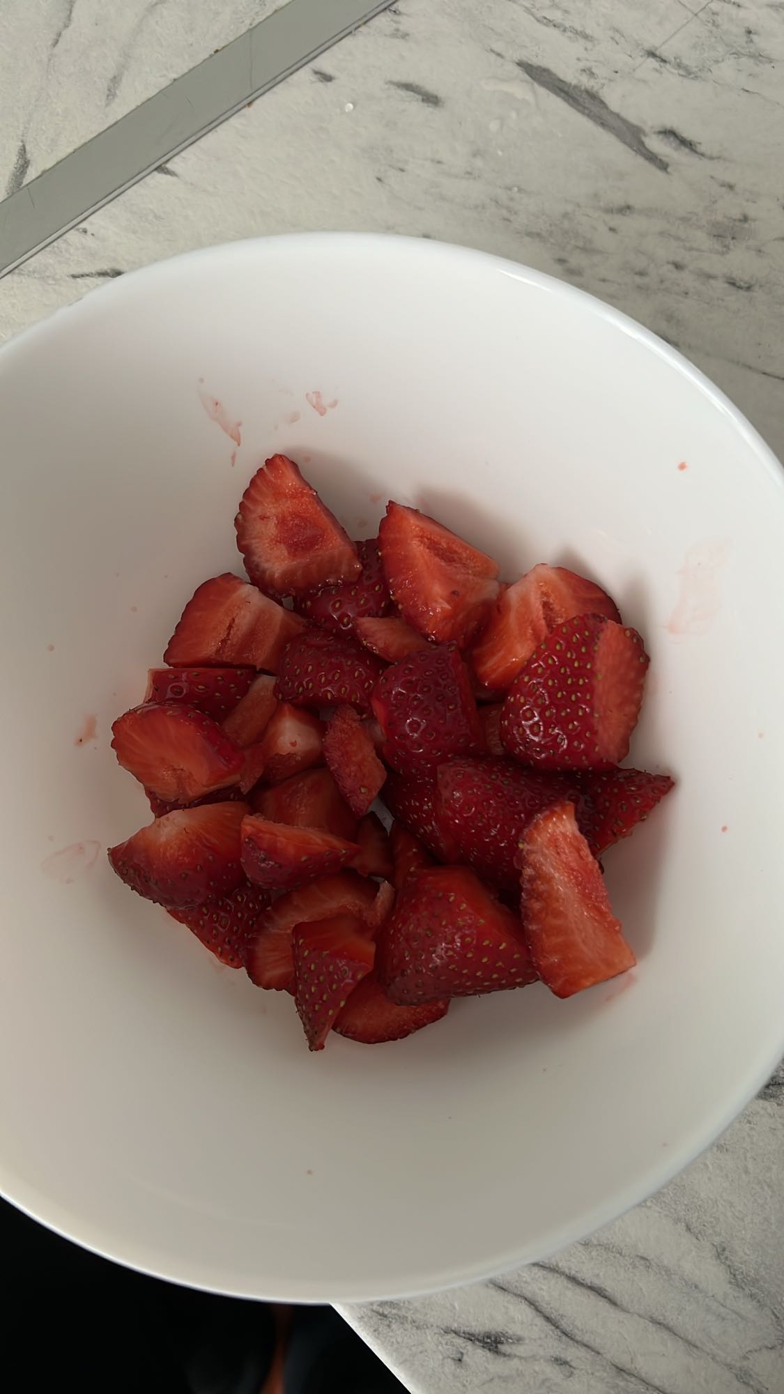 Căpșuni proaspete tăiate