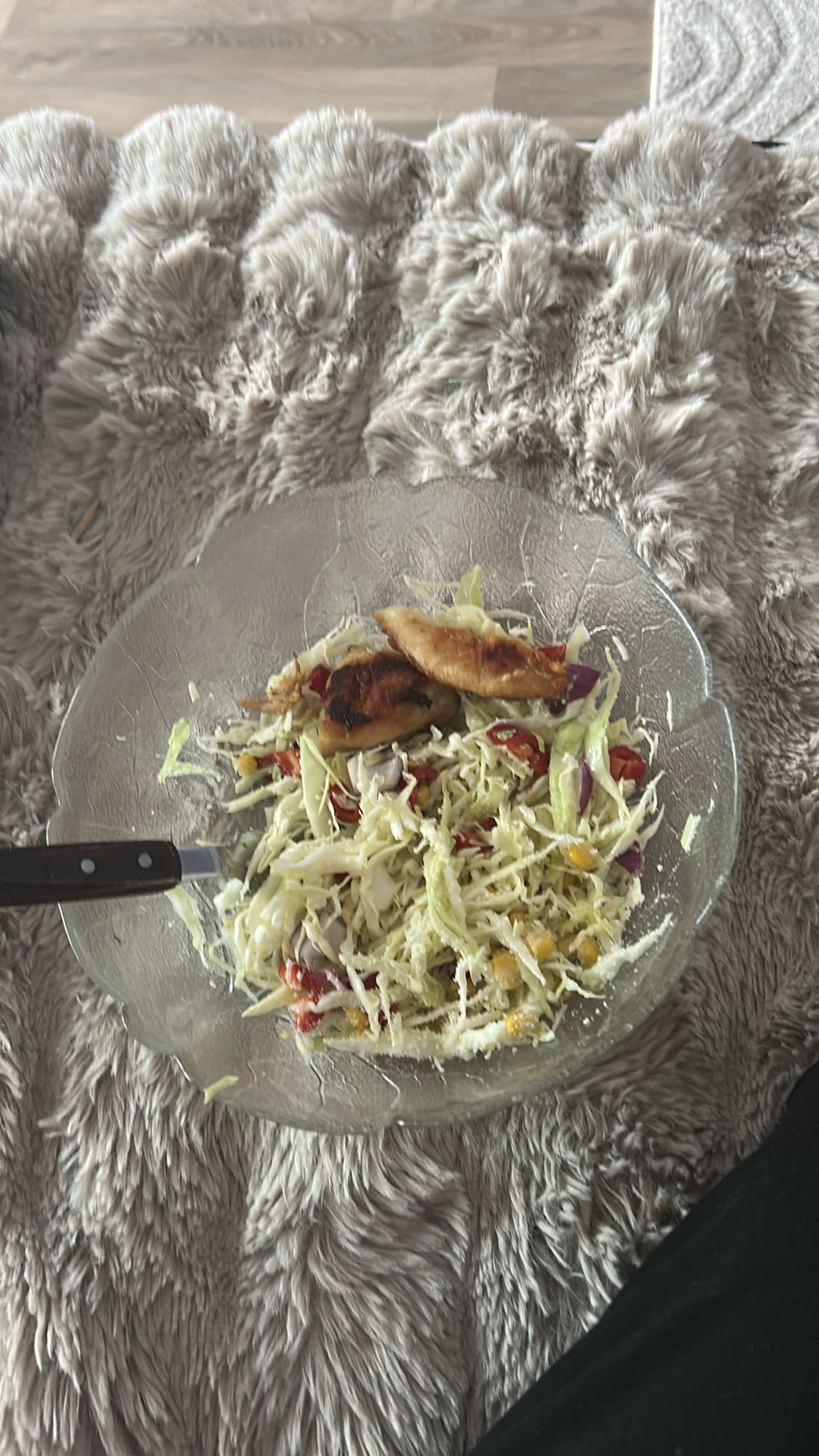 Kyllingsalat med kål