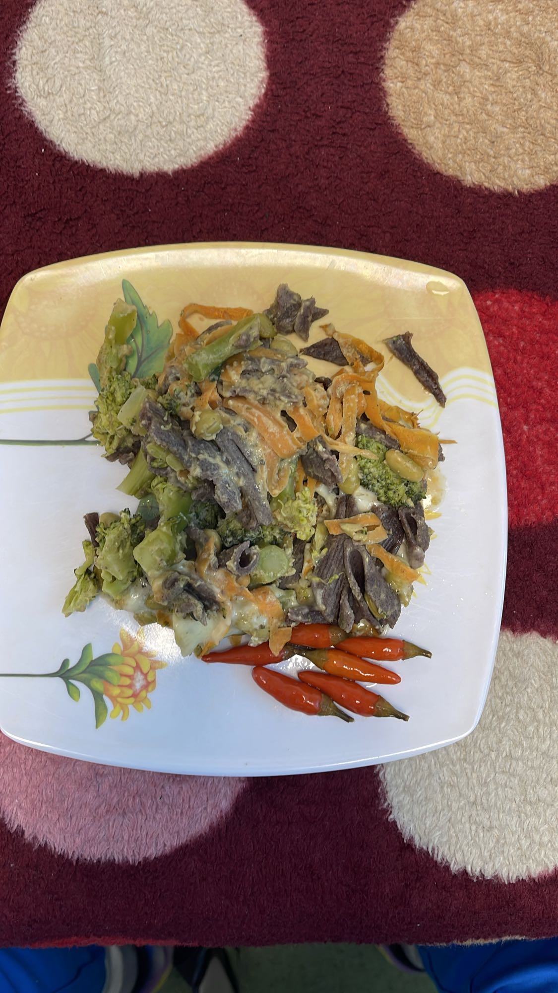 Vita cu legume și ardei iute