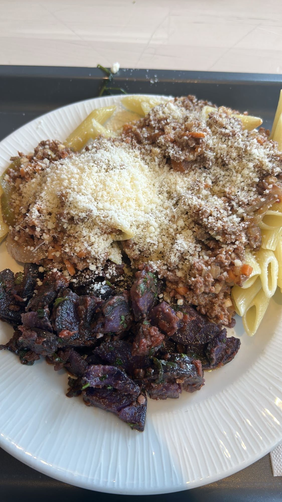 Pasta Bolognese with Veg