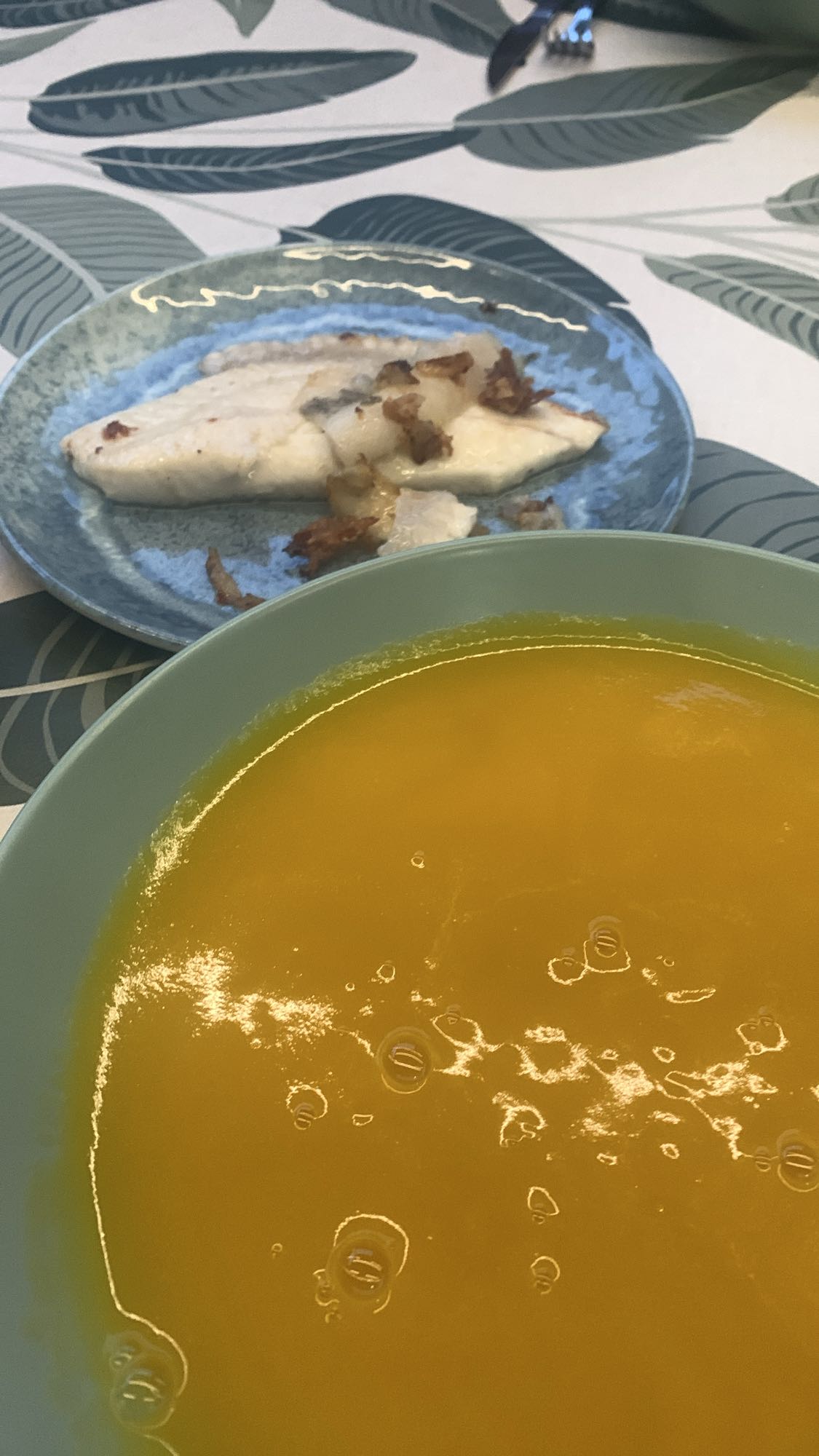 sopa de calabaza y pescado