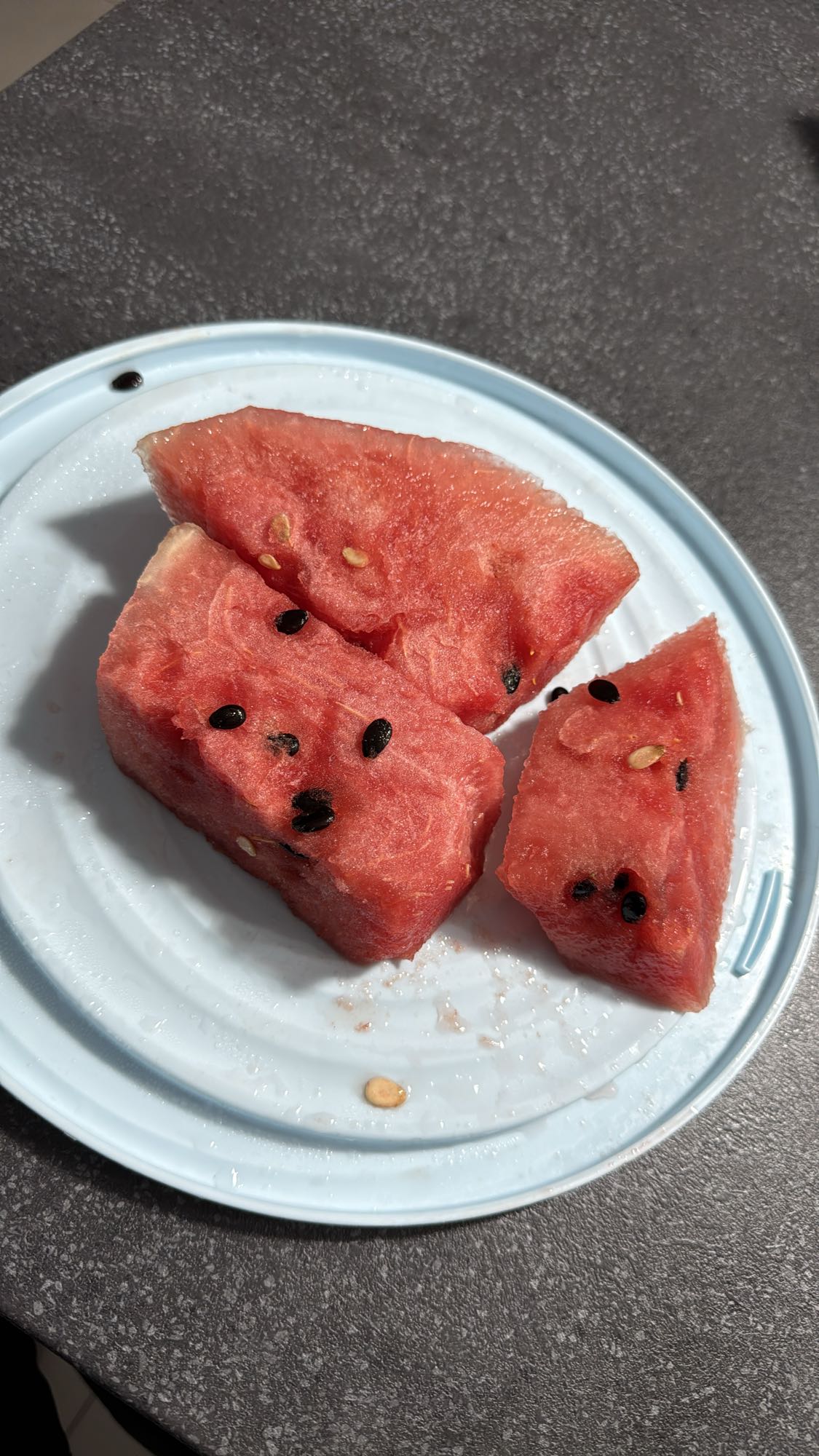 Felii de pepene roșu