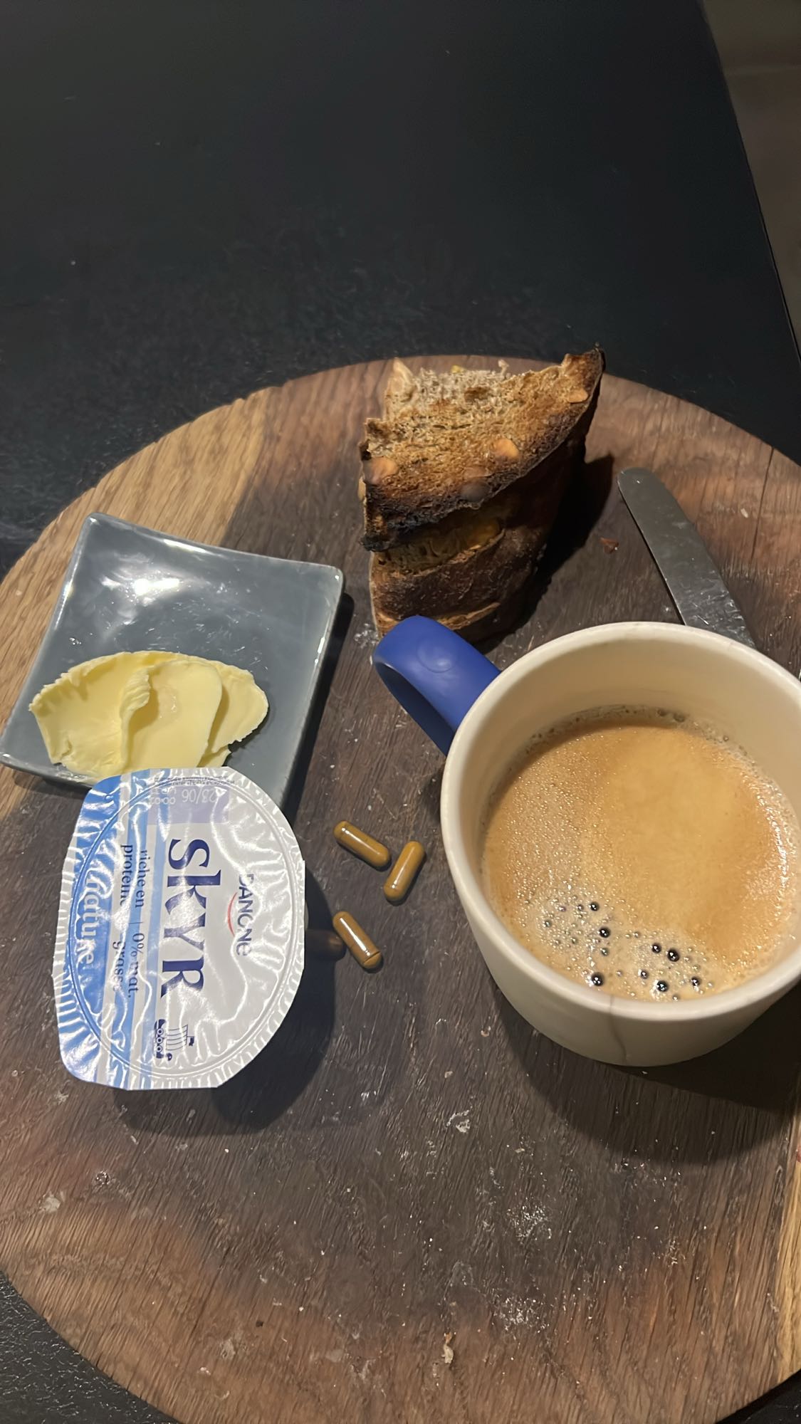 Petit-déjeuner café skyr