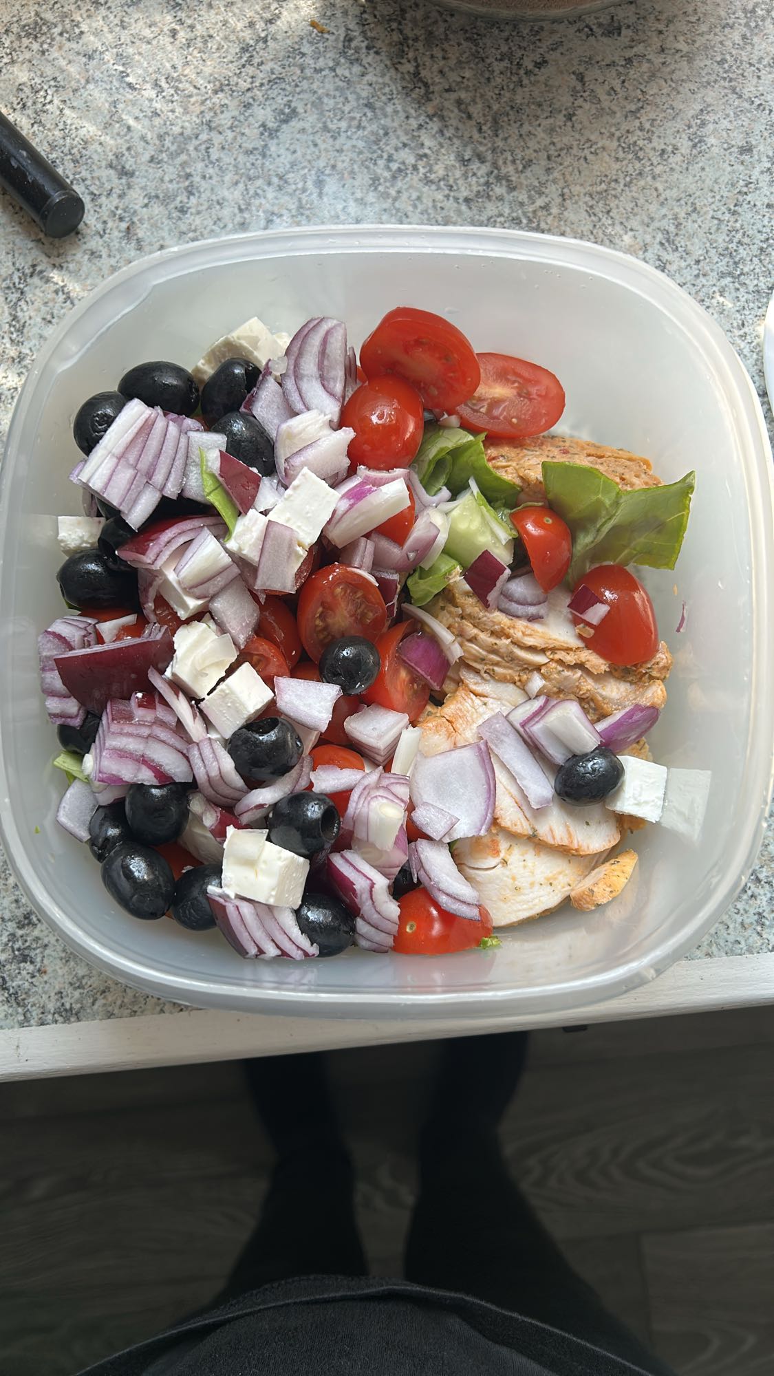 Kycklingsallad grekisk stil