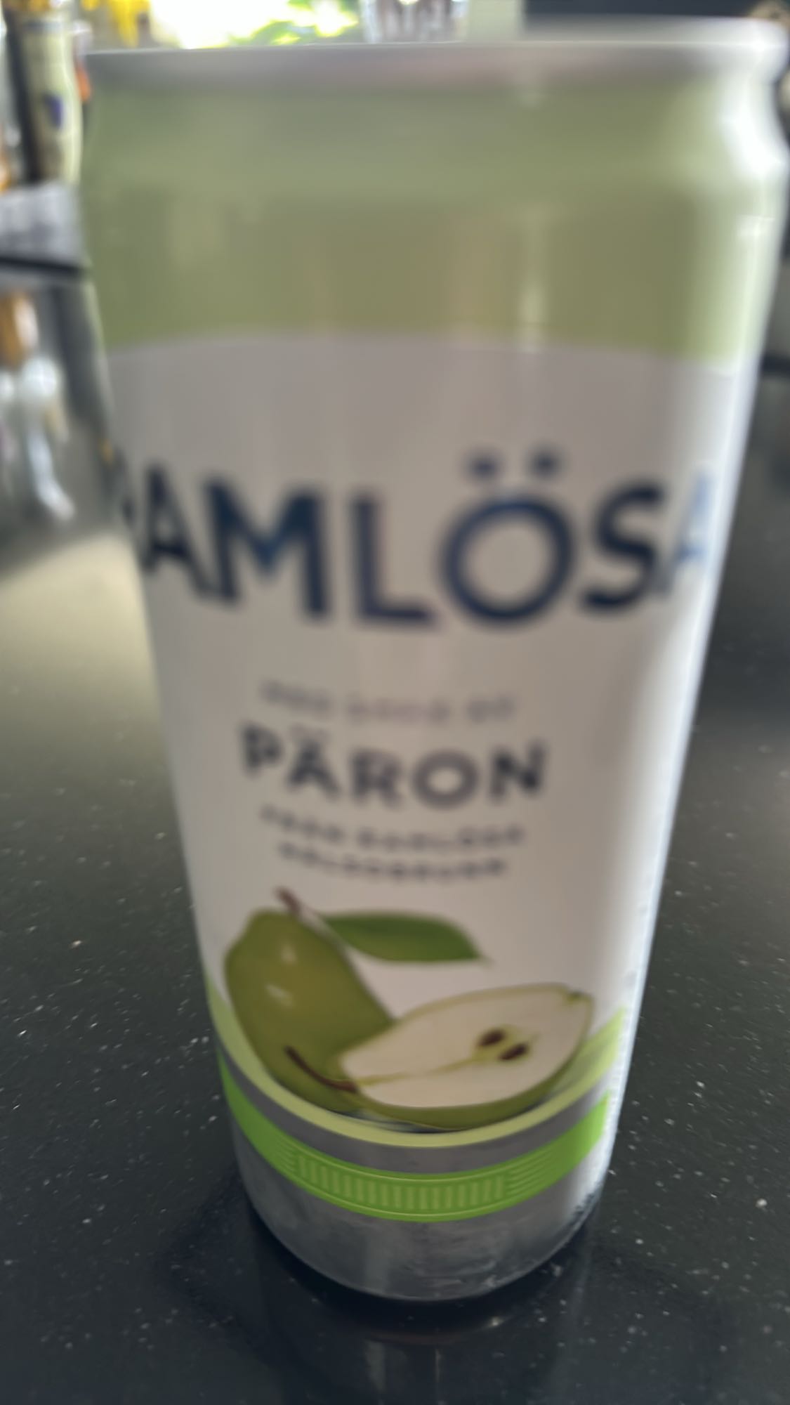 Päron kolsyrat vatten