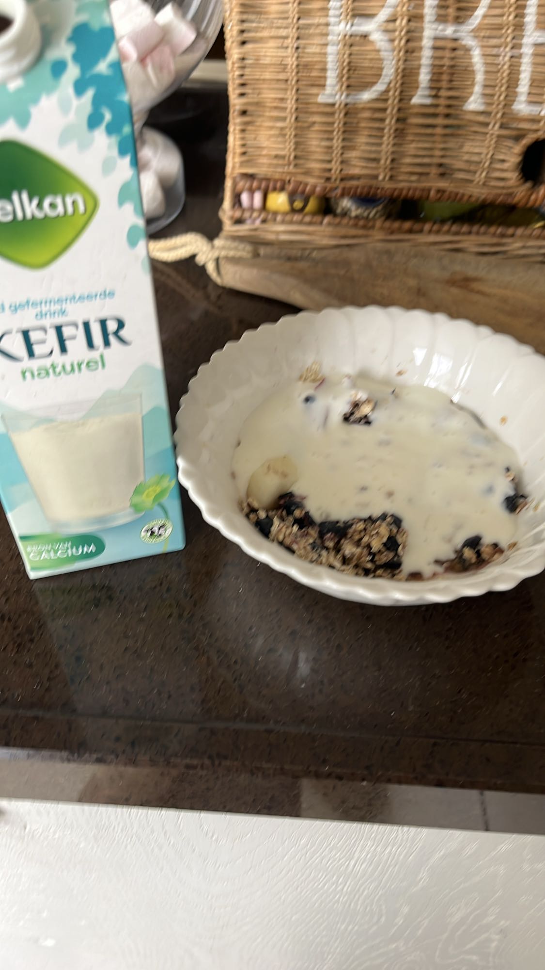 Kefir met havermout en fruit