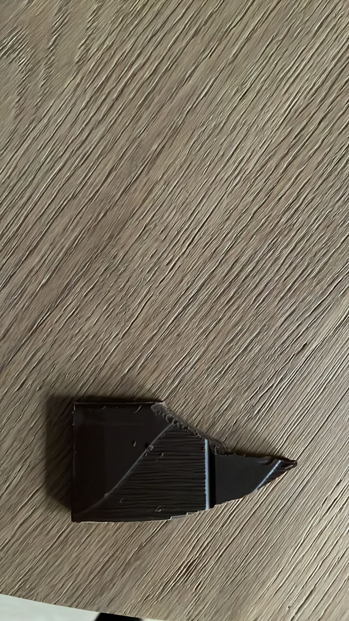 trozo de chocolate negro