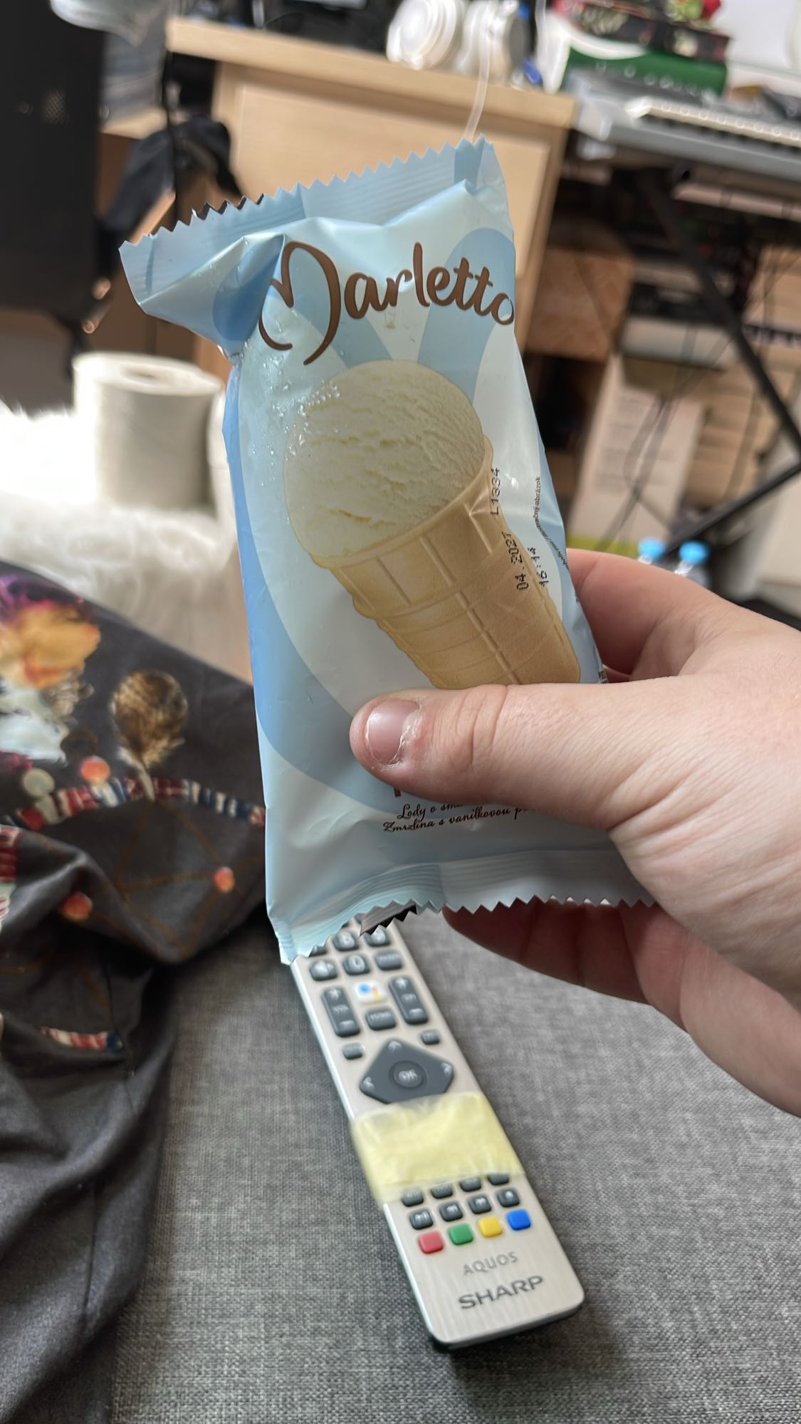 Lód waniliowy w rożku