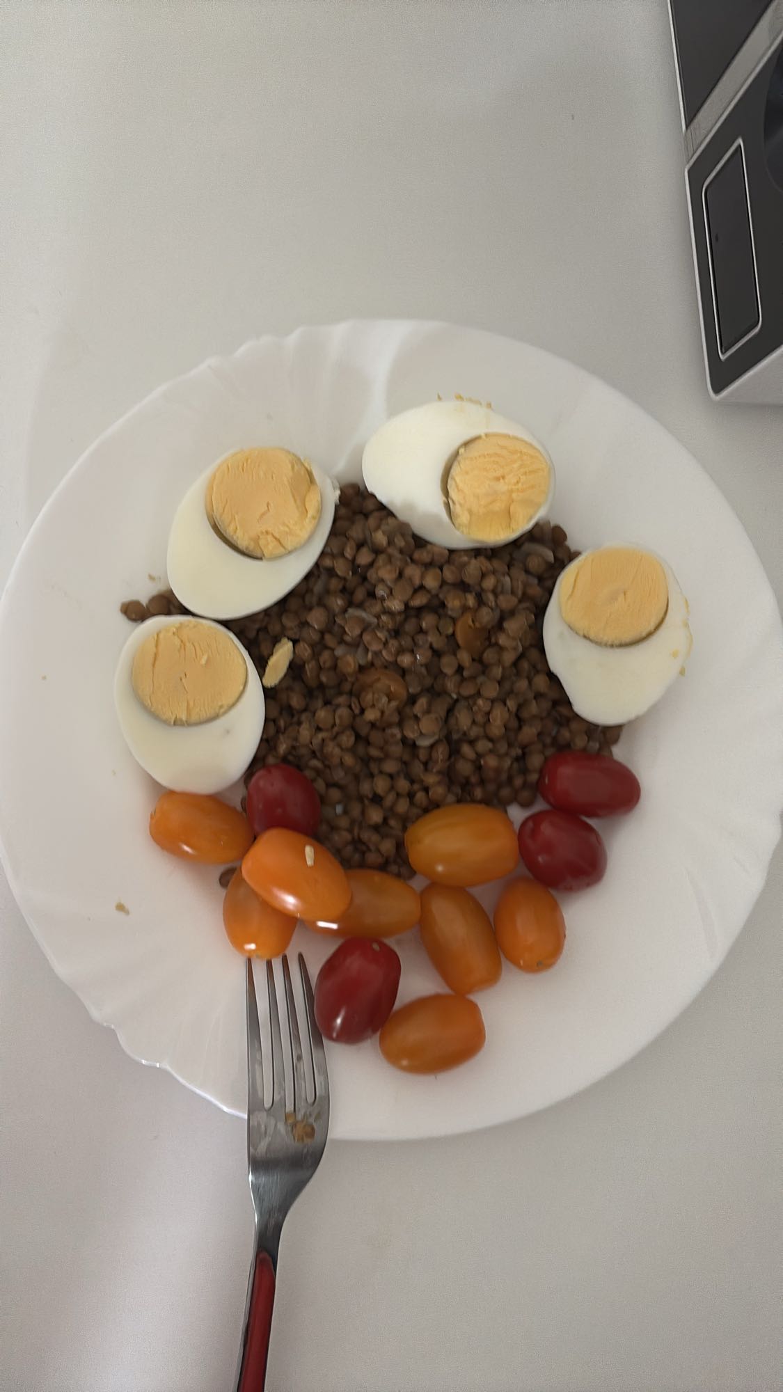 Œufs lentilles tomates