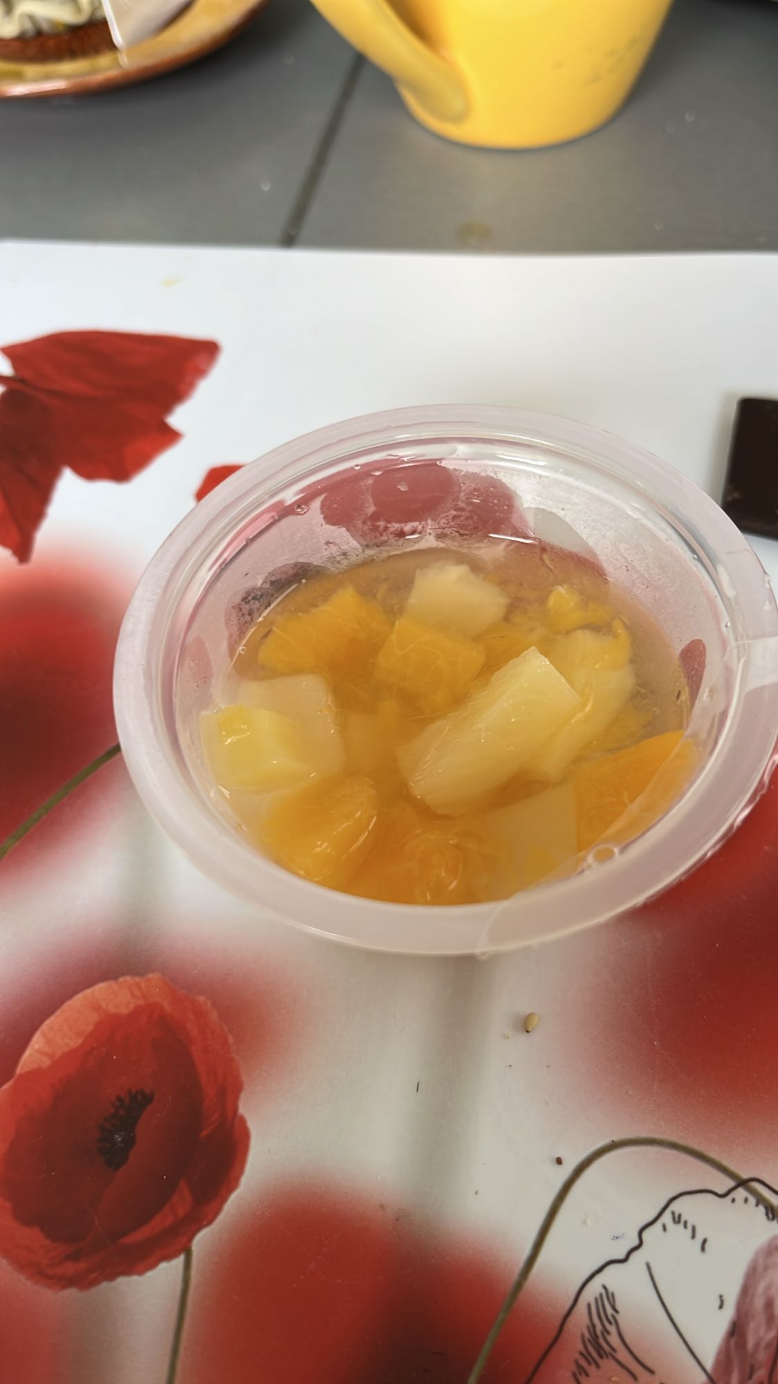 Salade de fruits en sirop