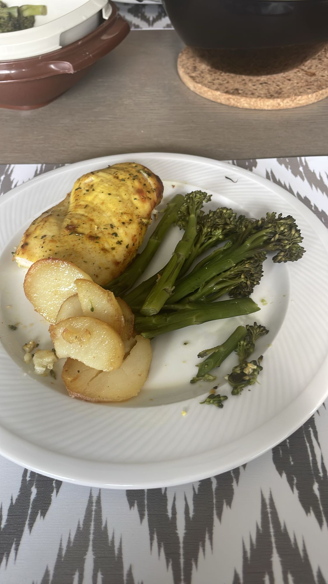 Kip met broccoli en aardappel