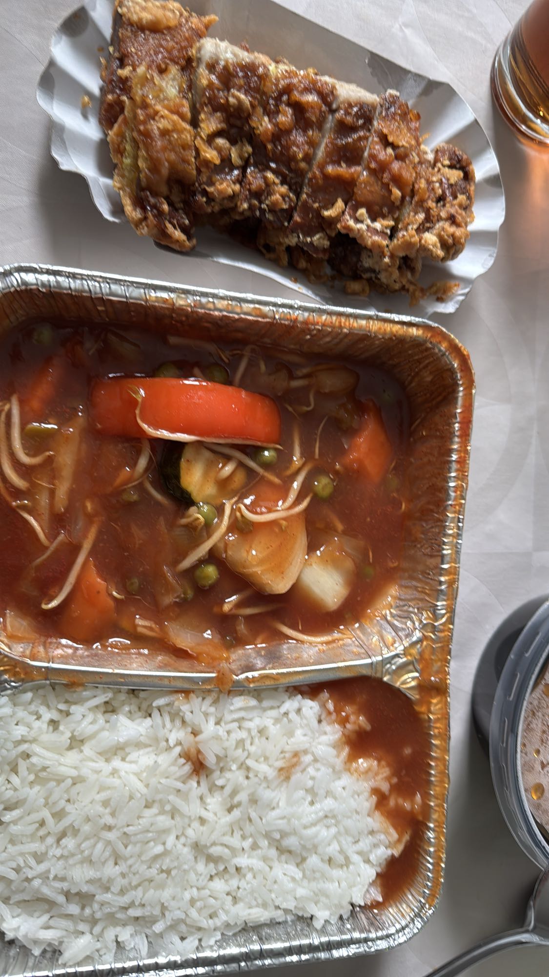 Sebzeli tavuk ve pilav