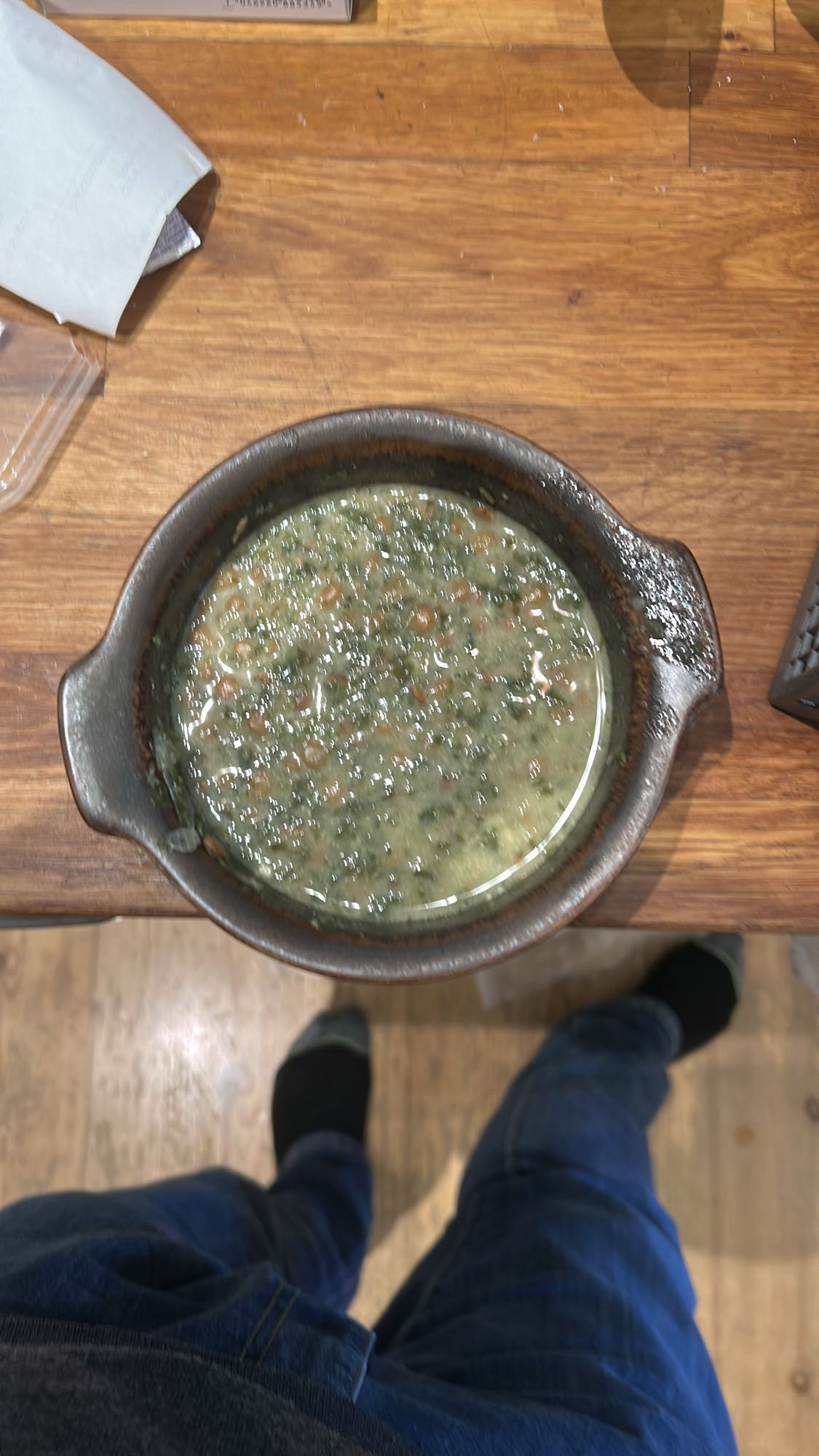 Grön lins- och grönsakssoppa