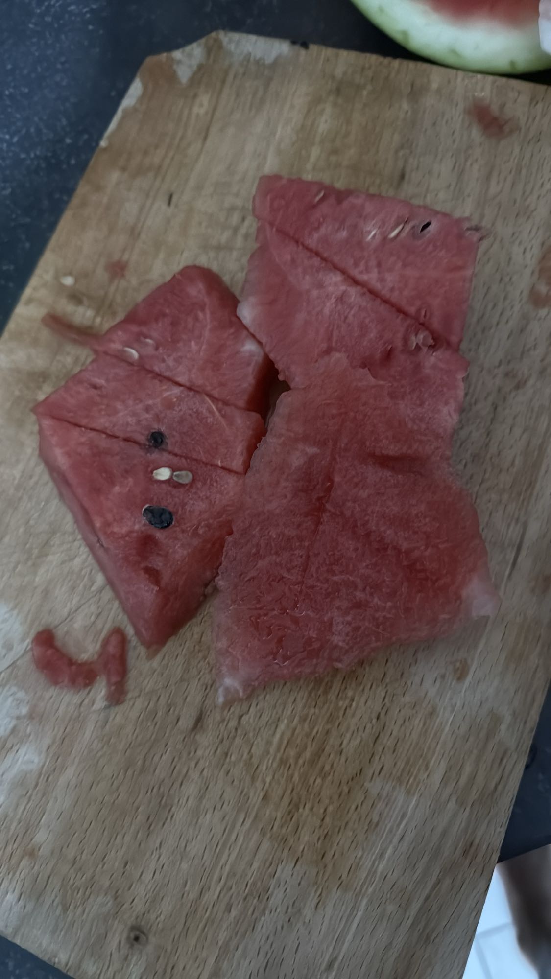 Felii de pepene roșu