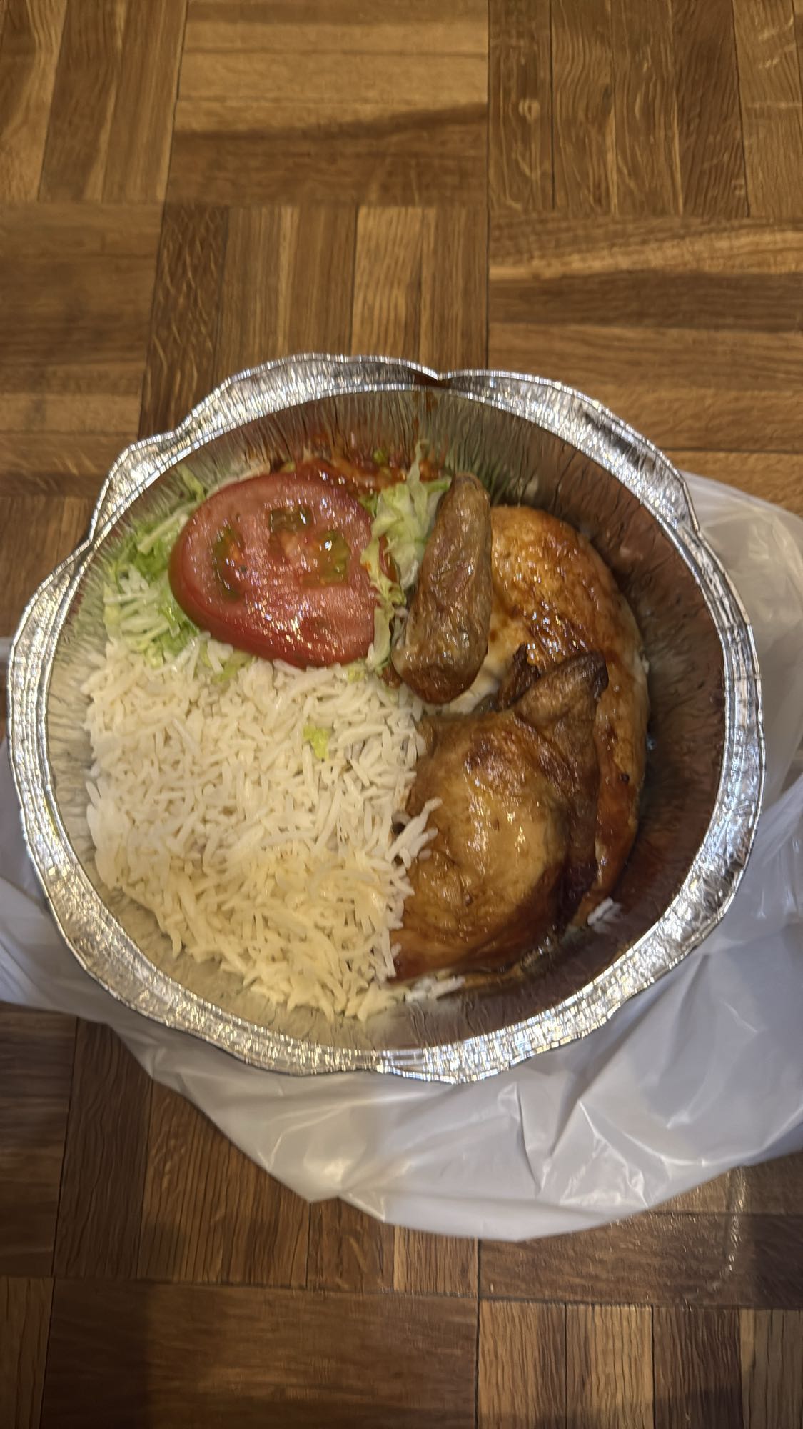 Pollo con arroz y ensalada