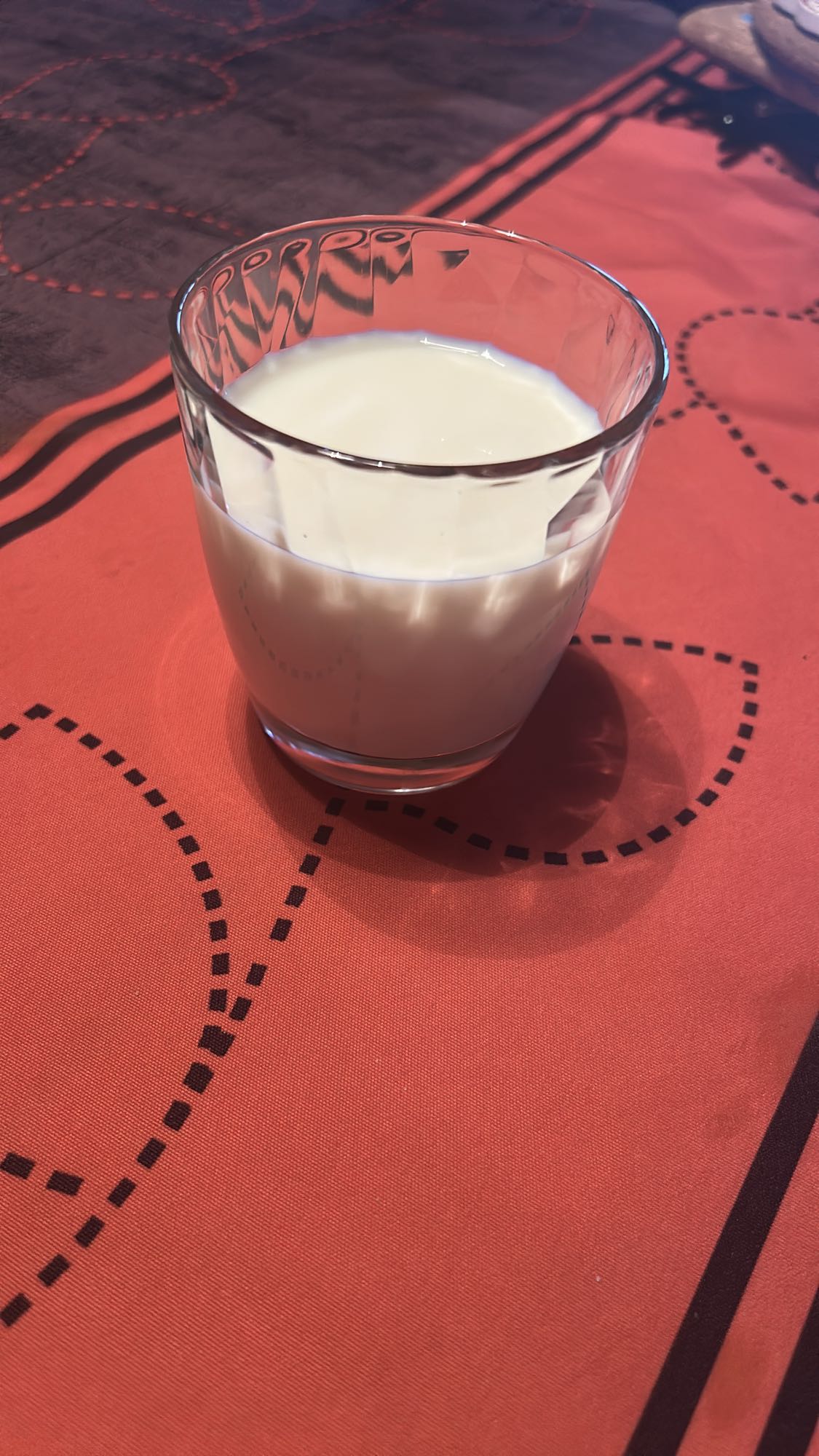 1 mini Glas Milch ohne Laktose